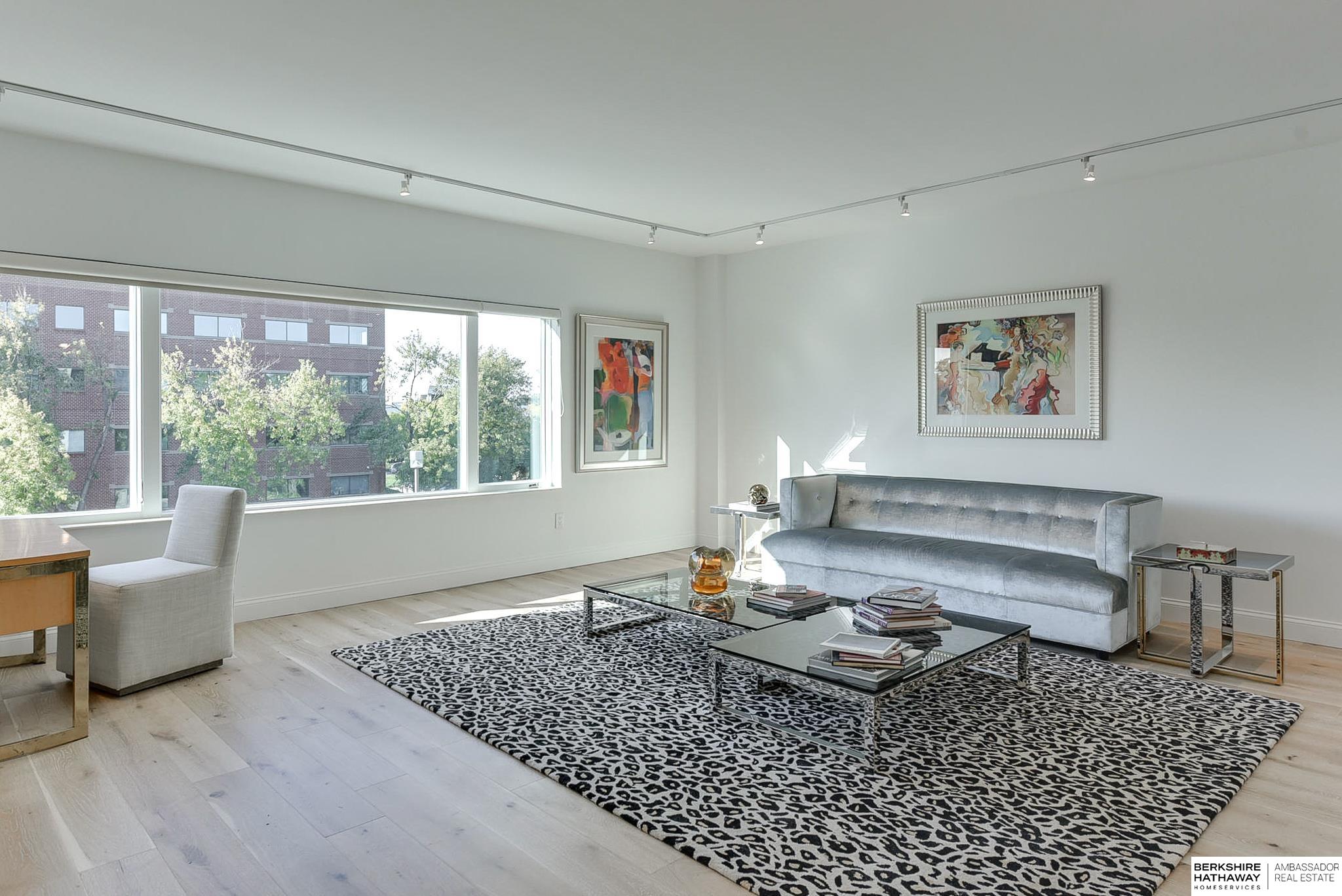 770 N 93rd Street Unit: 4D5