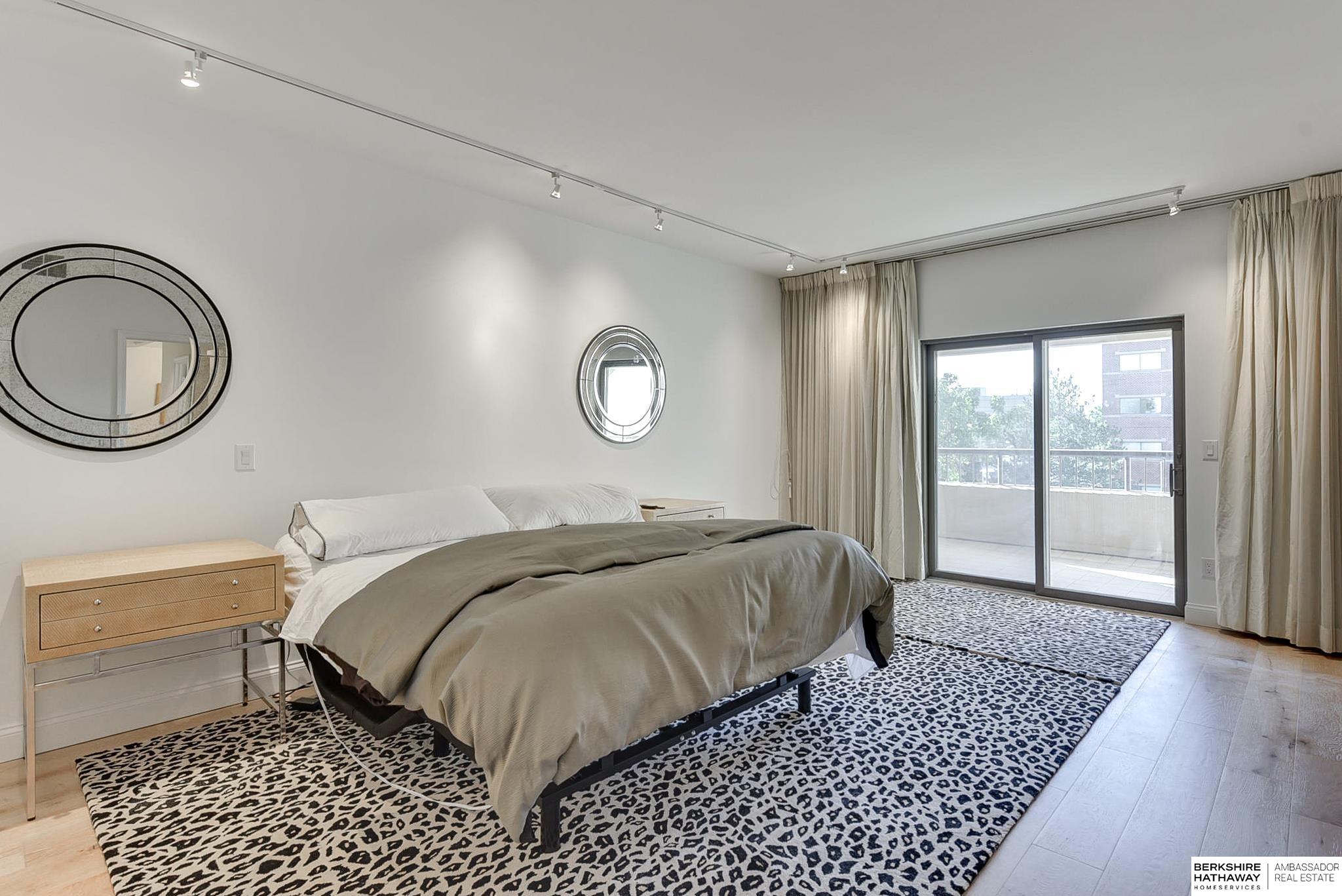 770 N 93rd Street Unit: 4D5