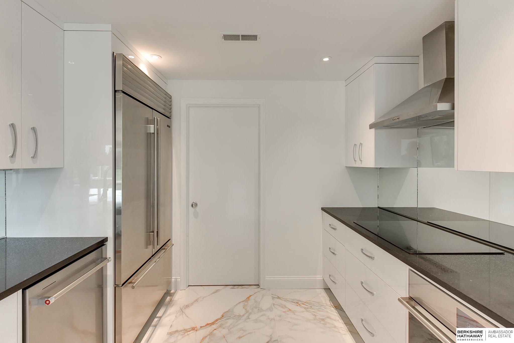 770 N 93rd Street Unit: 4D5