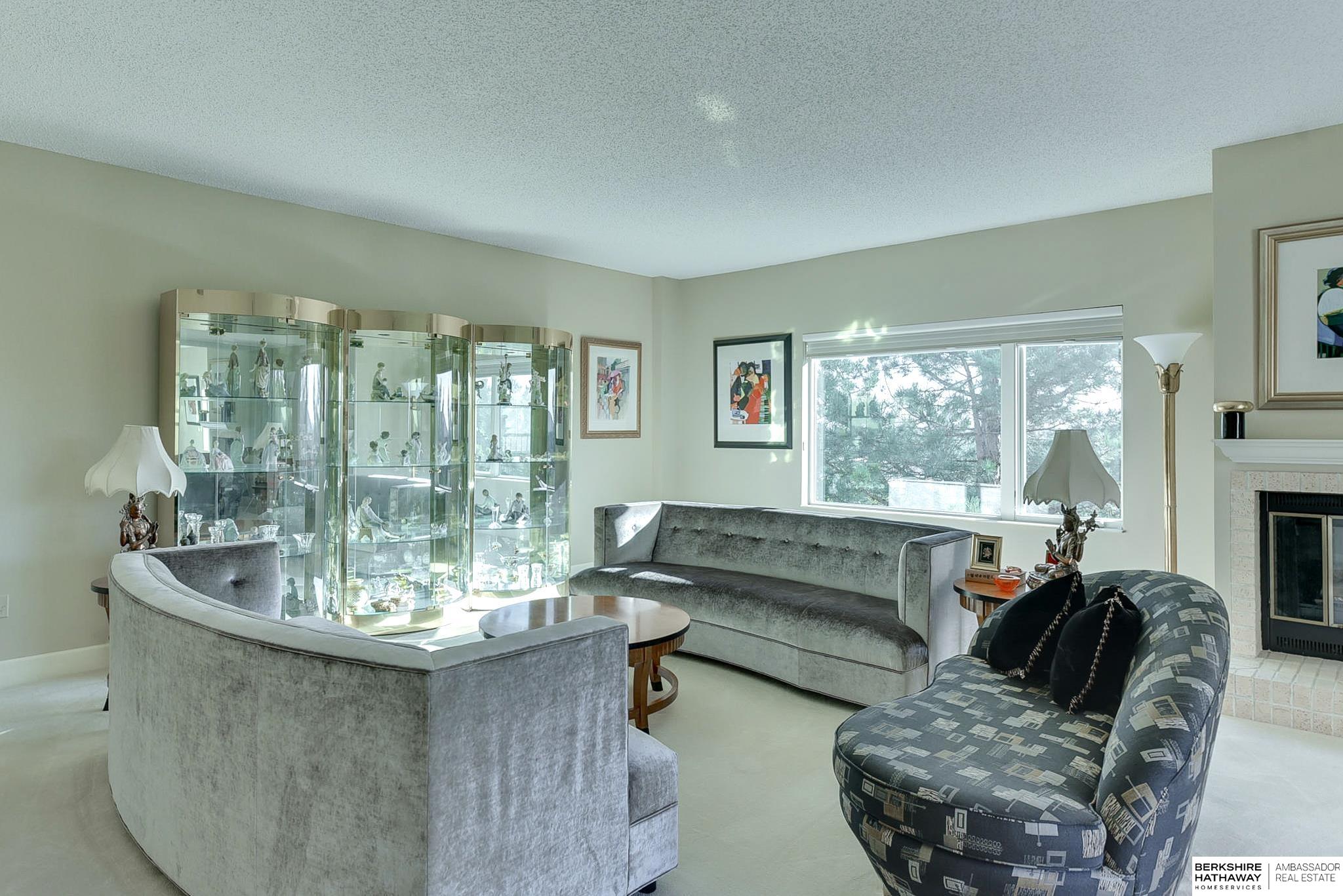 770 N 93rd Street Unit: 4B4