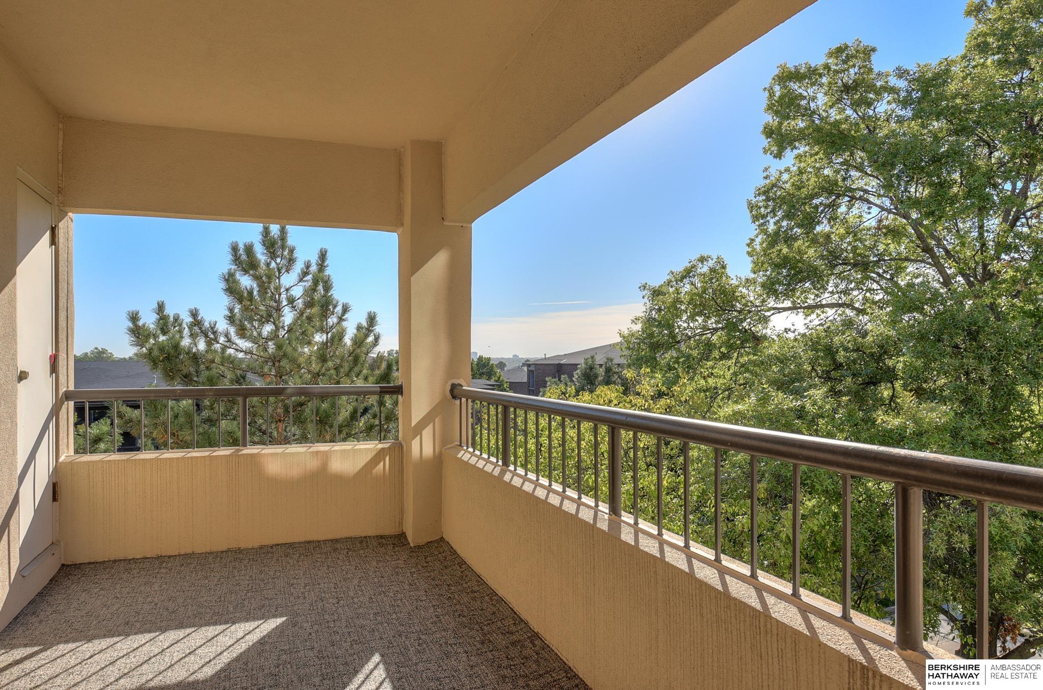 770 N 93rd Street Unit: 4B4