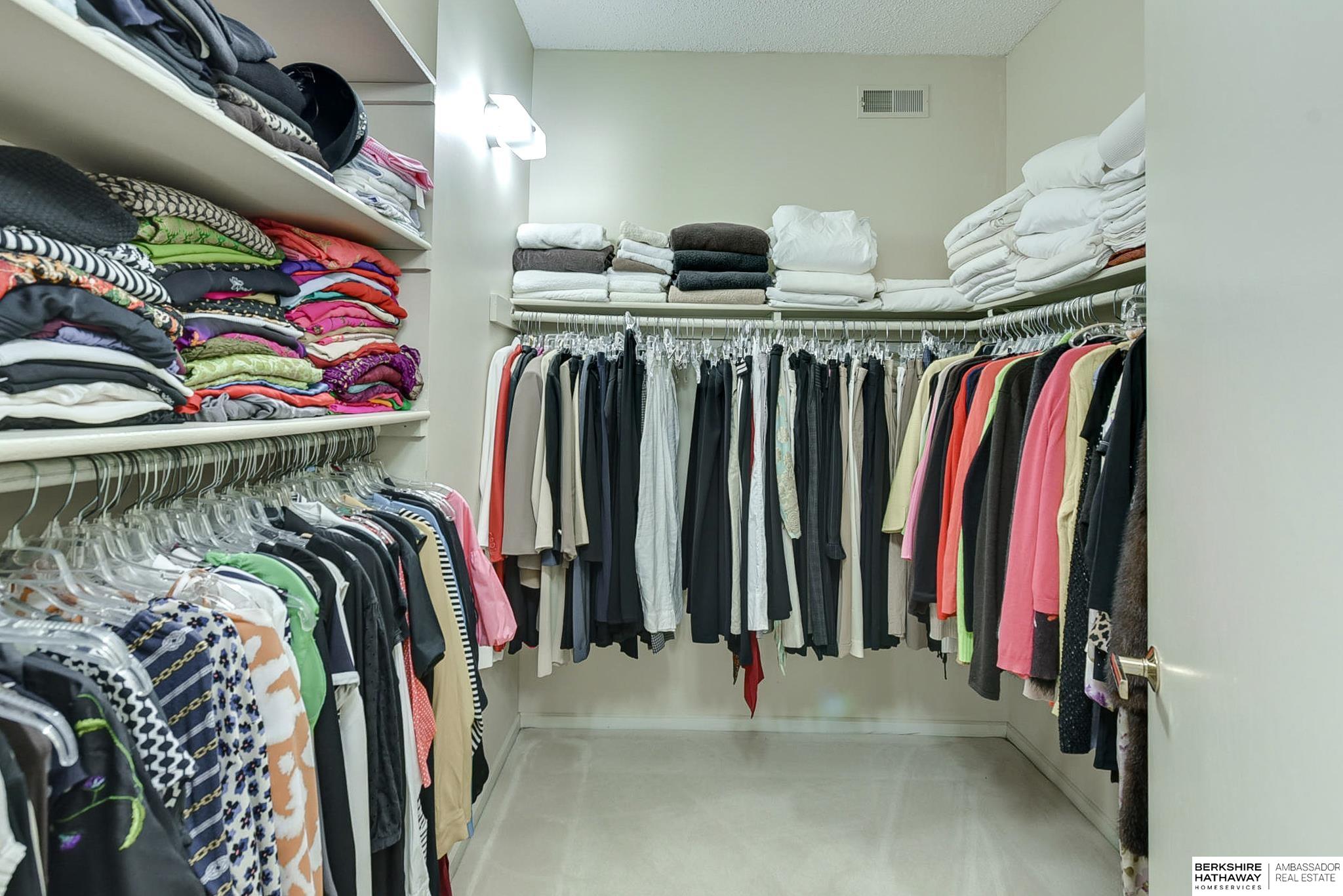 770 N 93rd Street Unit: 4B4