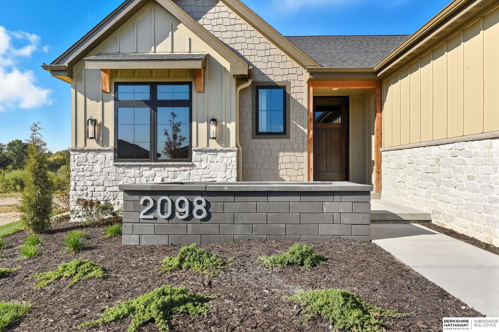 2098 N 182nd Avenue Circle