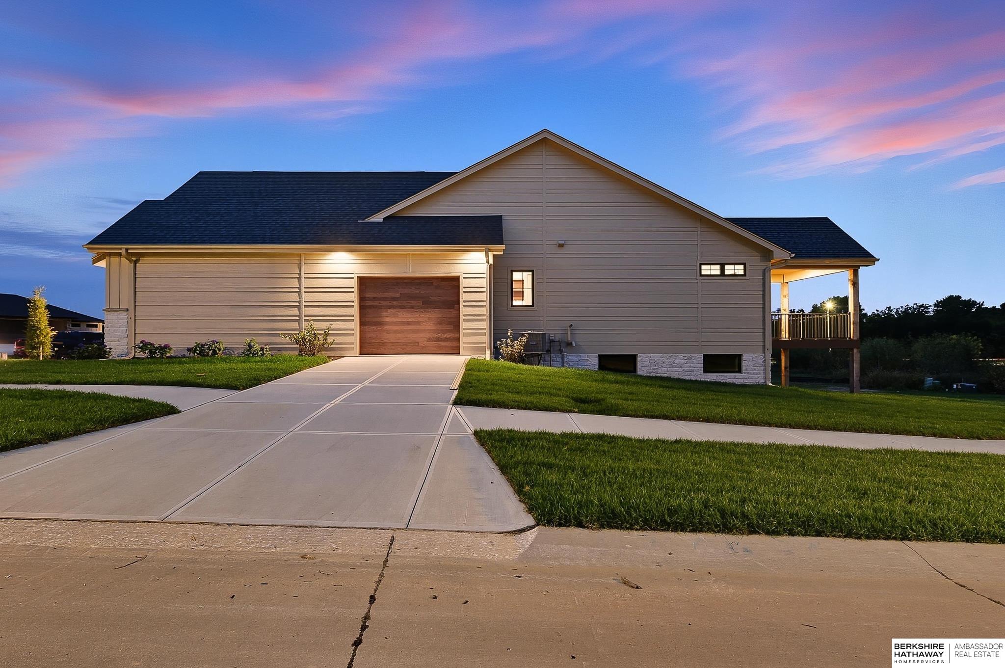 2098 N 182nd Avenue Circle