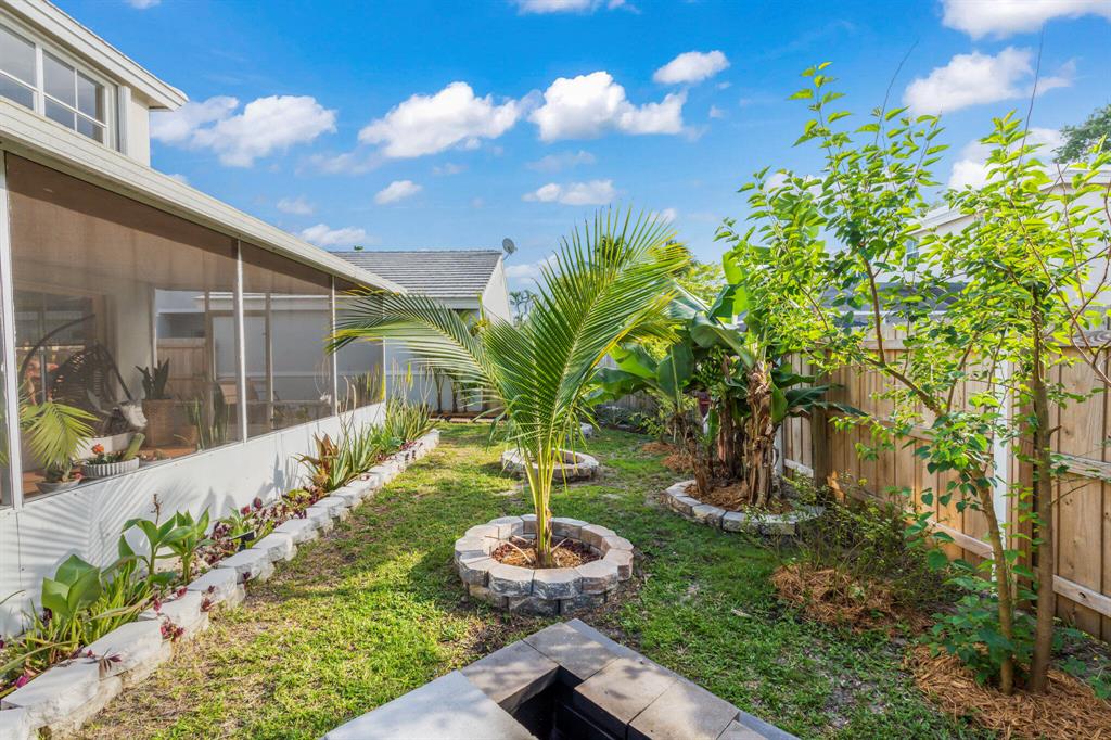 3055 Palm Place