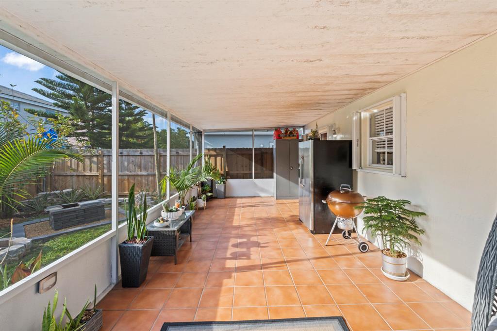 3055 Palm Place