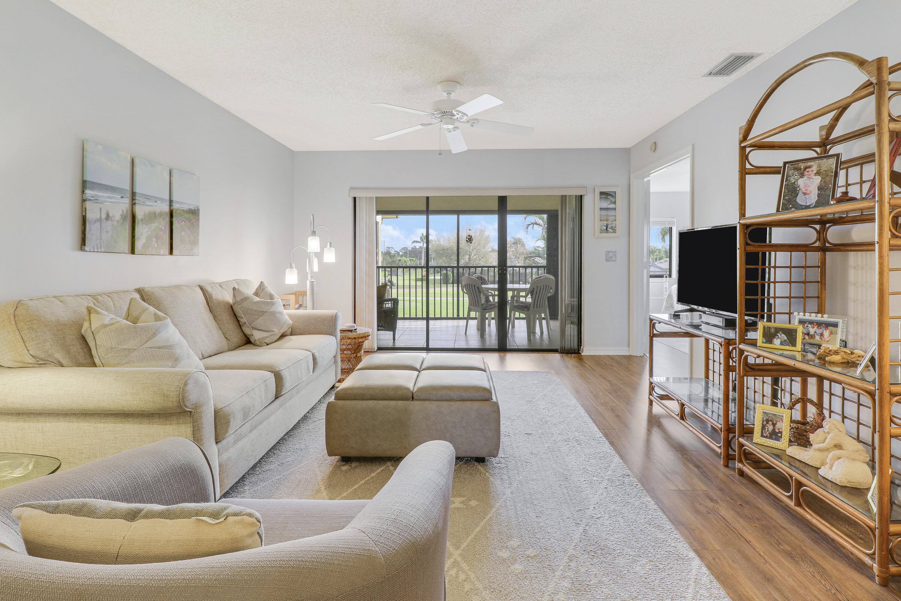 6533 SE Williamsburg Drive 204
