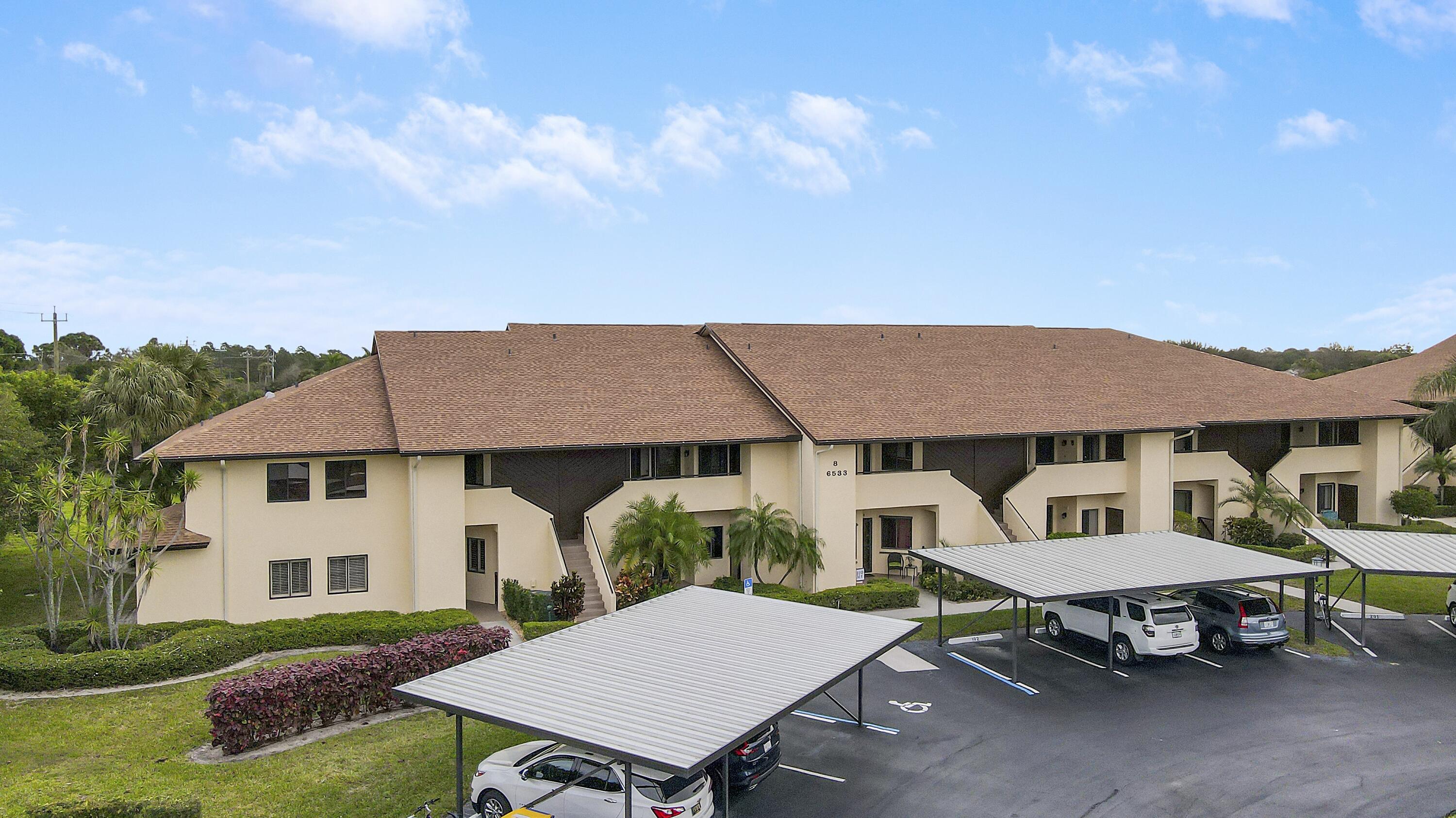 6533 SE Williamsburg Drive 204