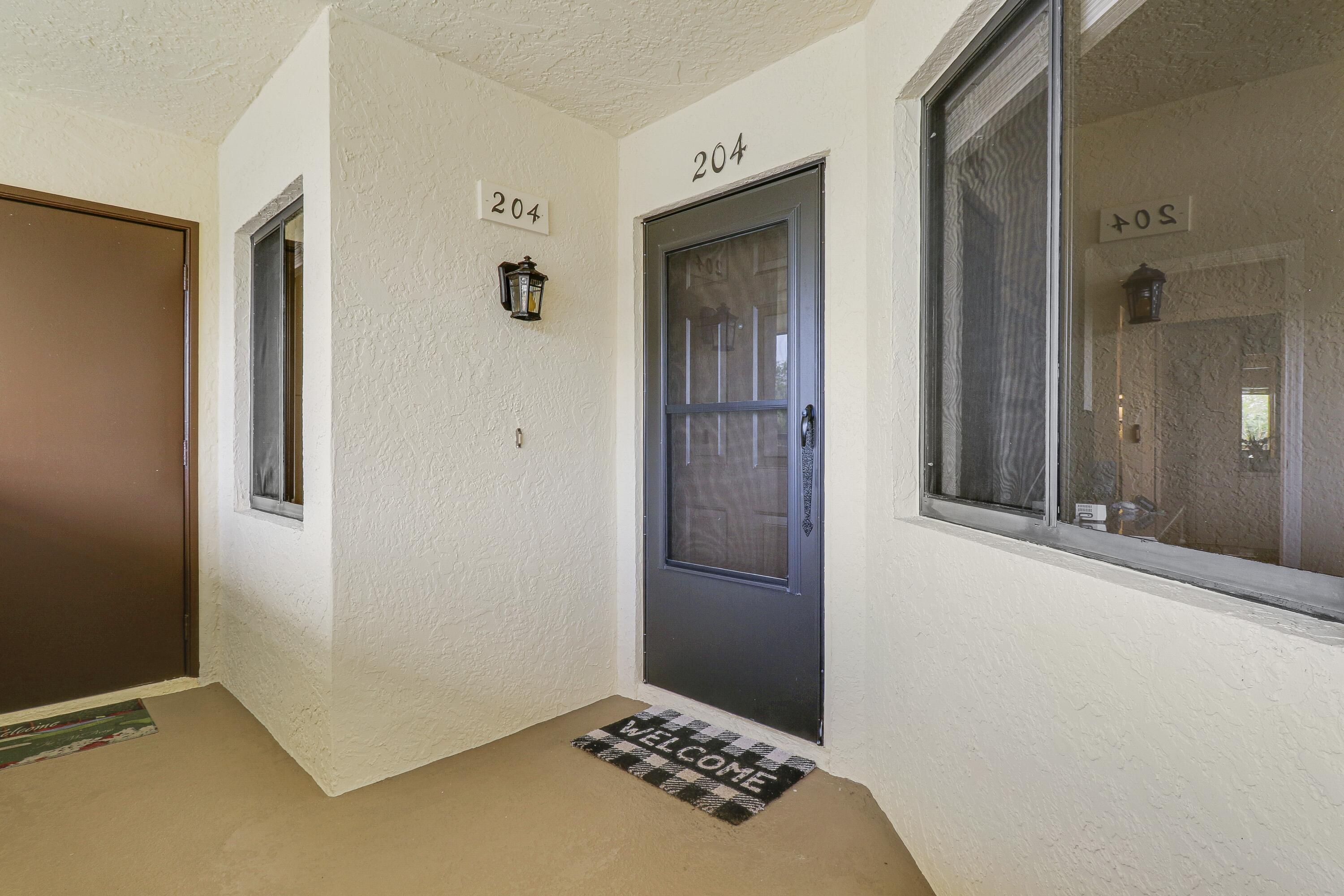6533 SE Williamsburg Drive 204