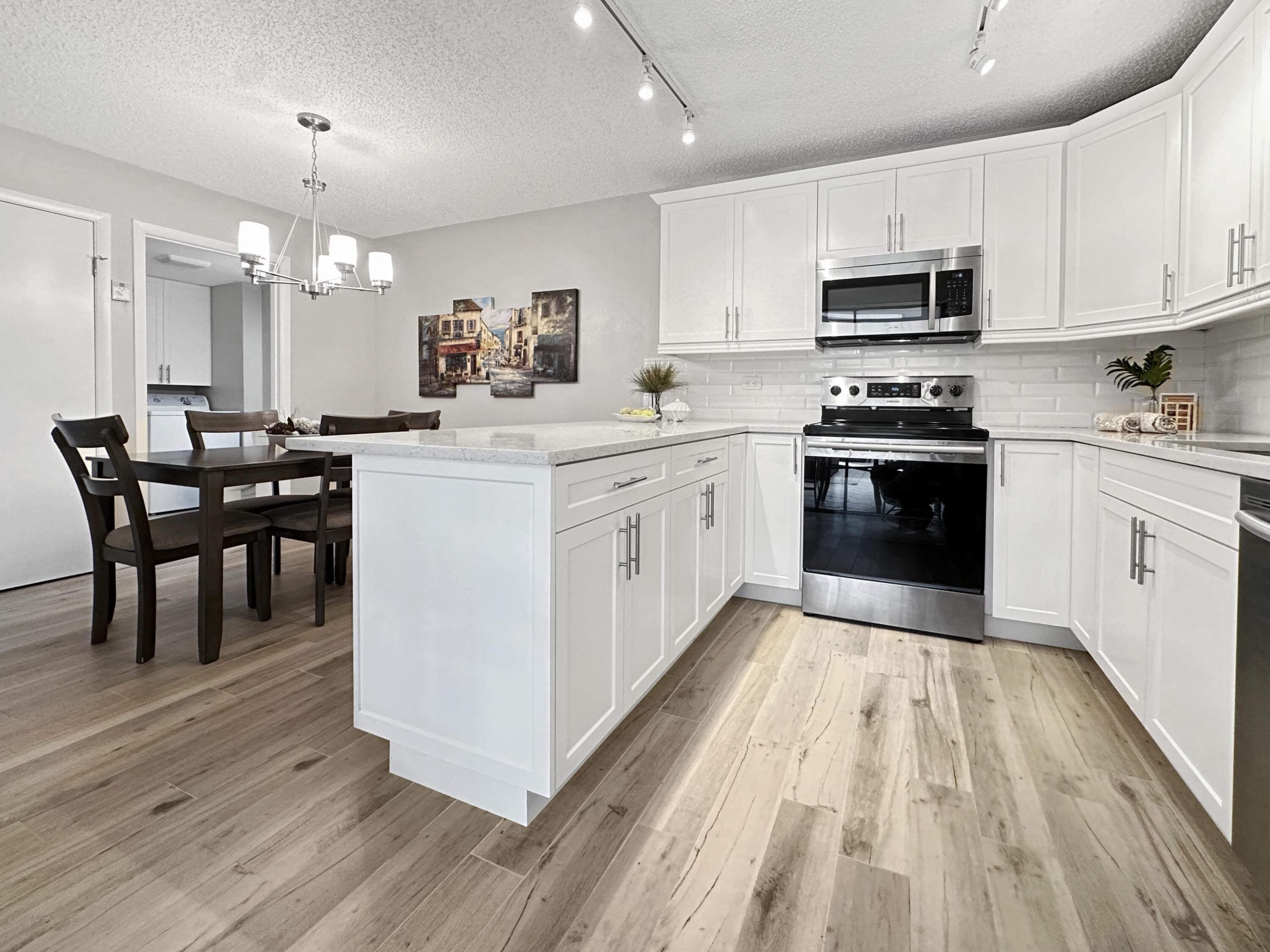 1118 11th Terrace