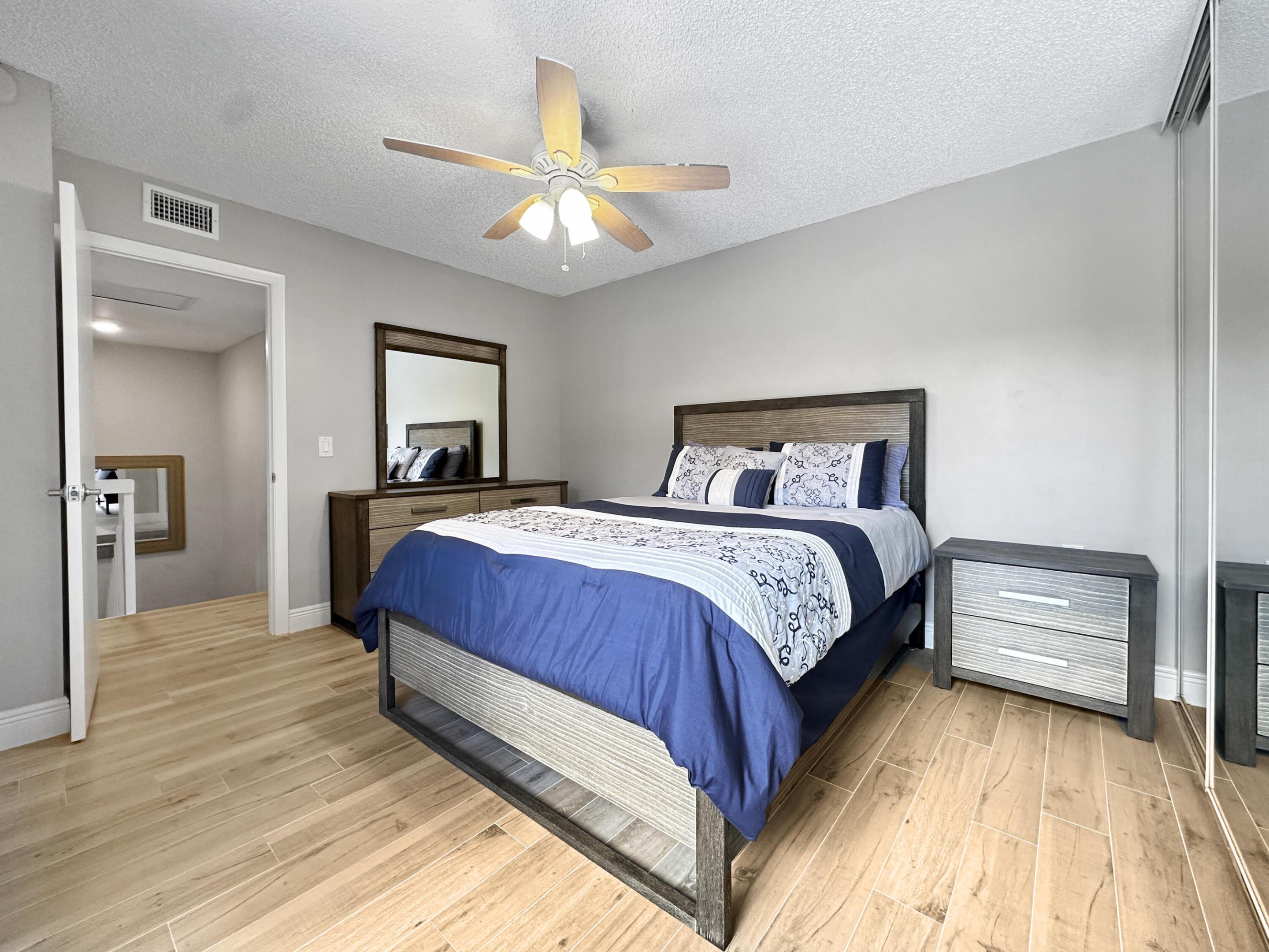 1118 11th Terrace