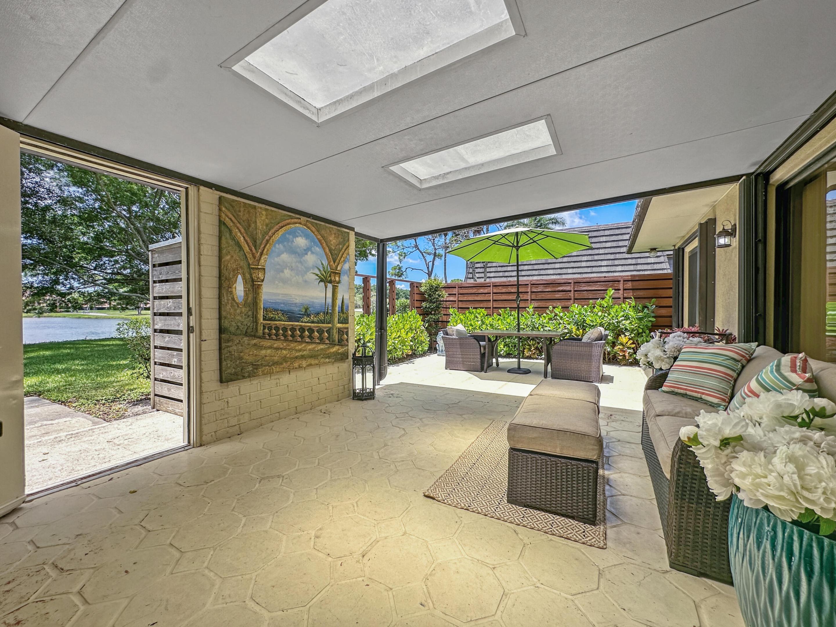1118 11th Terrace