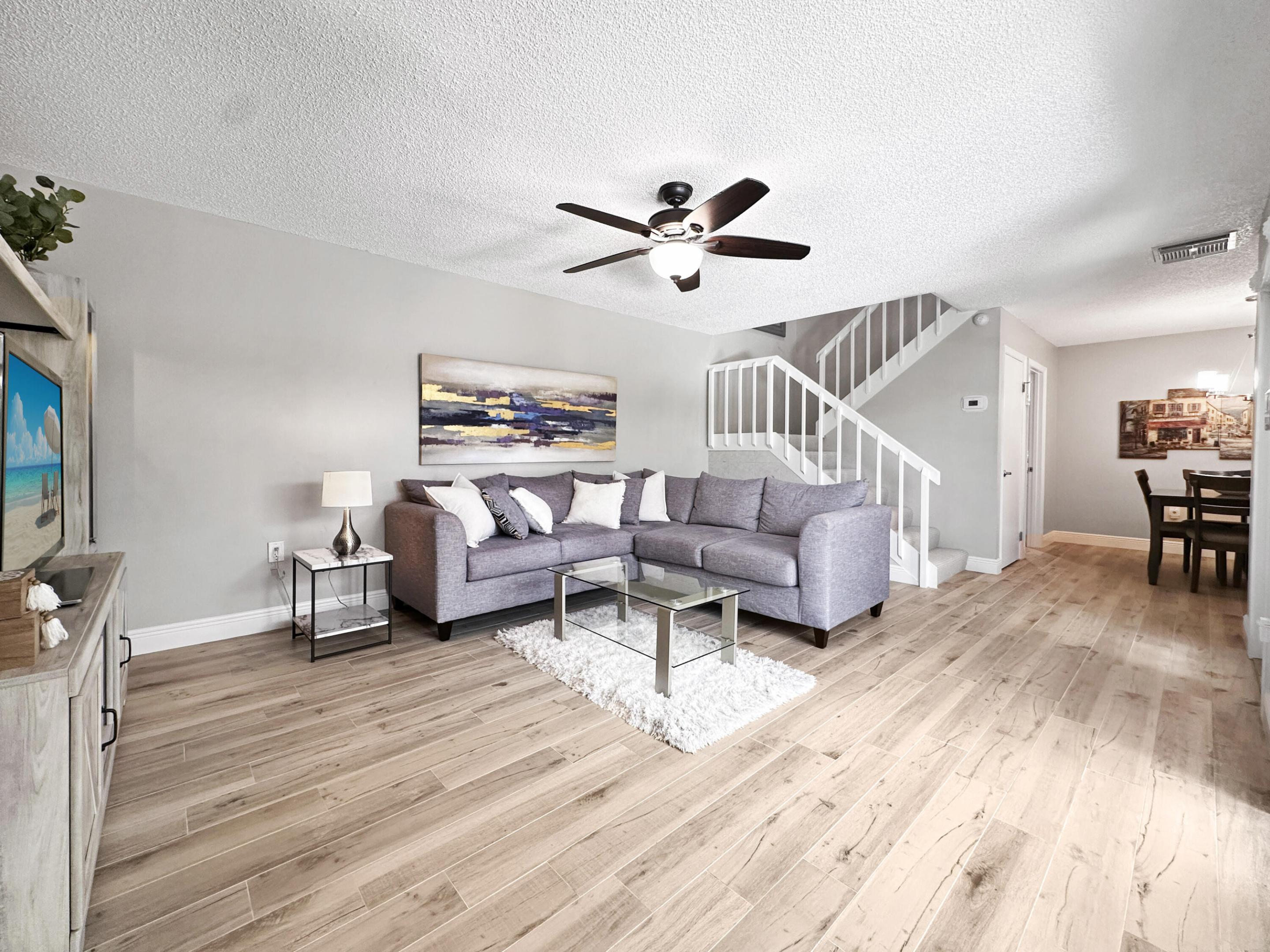1118 11th Terrace