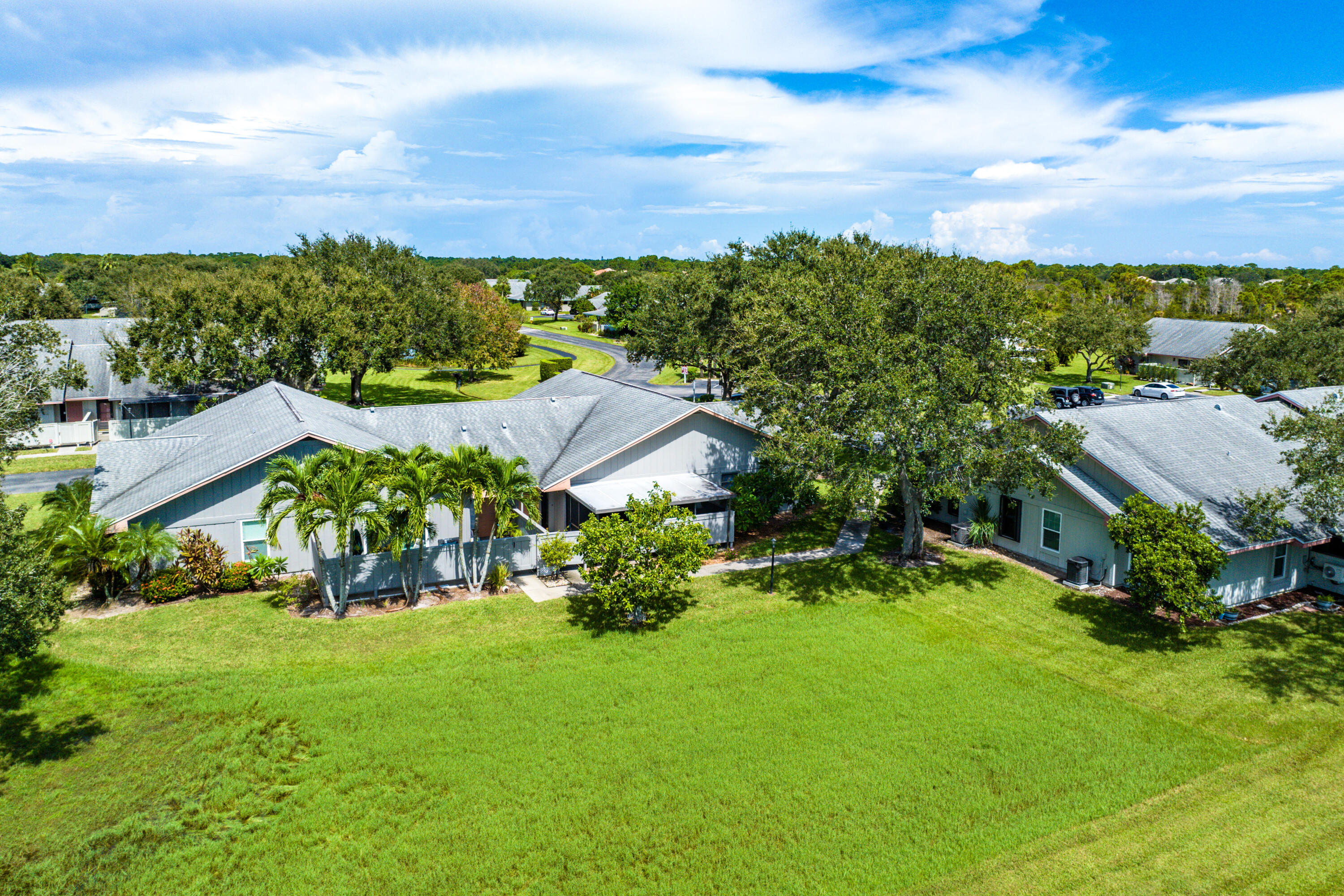 3921 NW Cinnamon Tree Circle