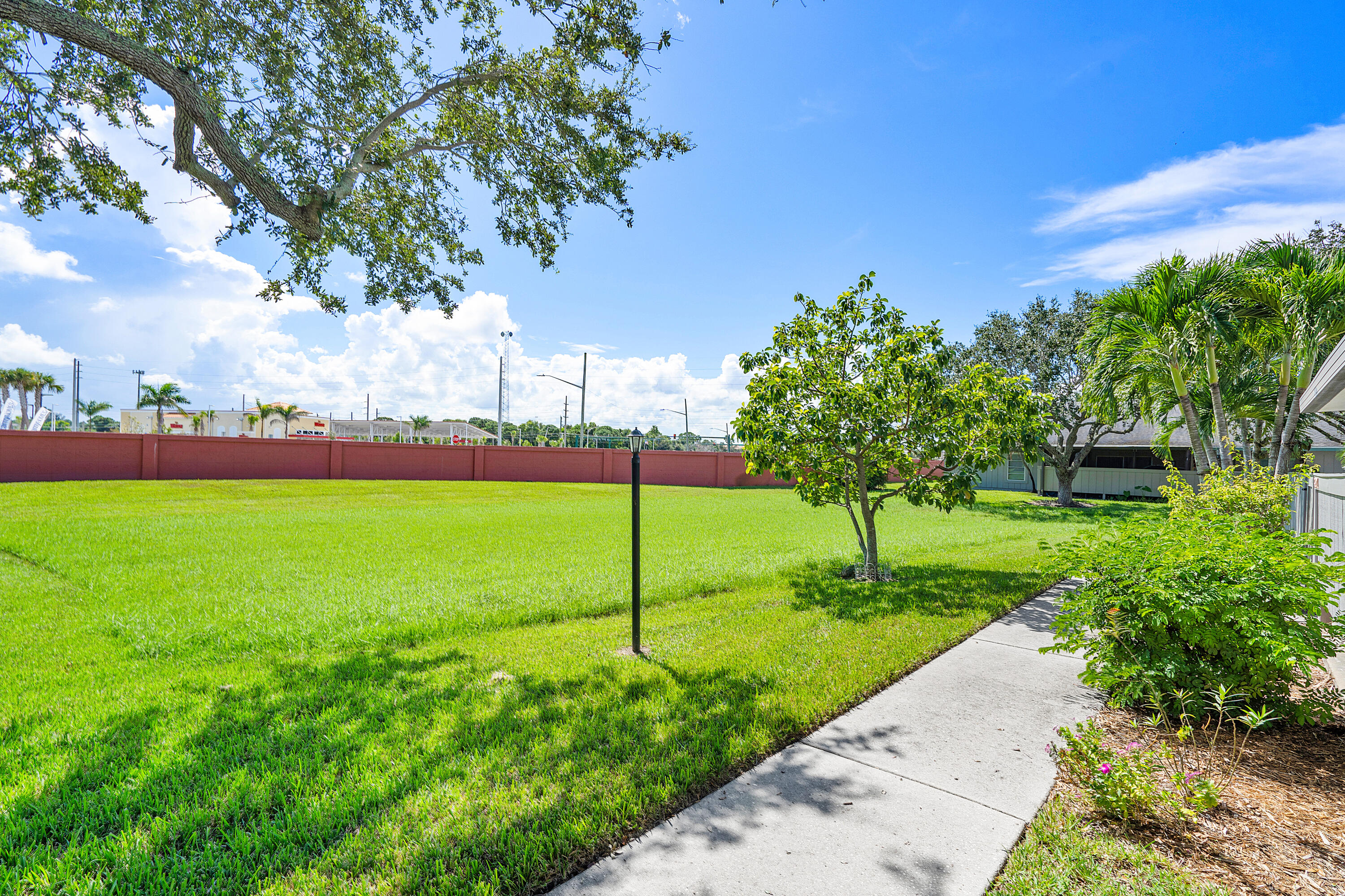 3921 NW Cinnamon Tree Circle