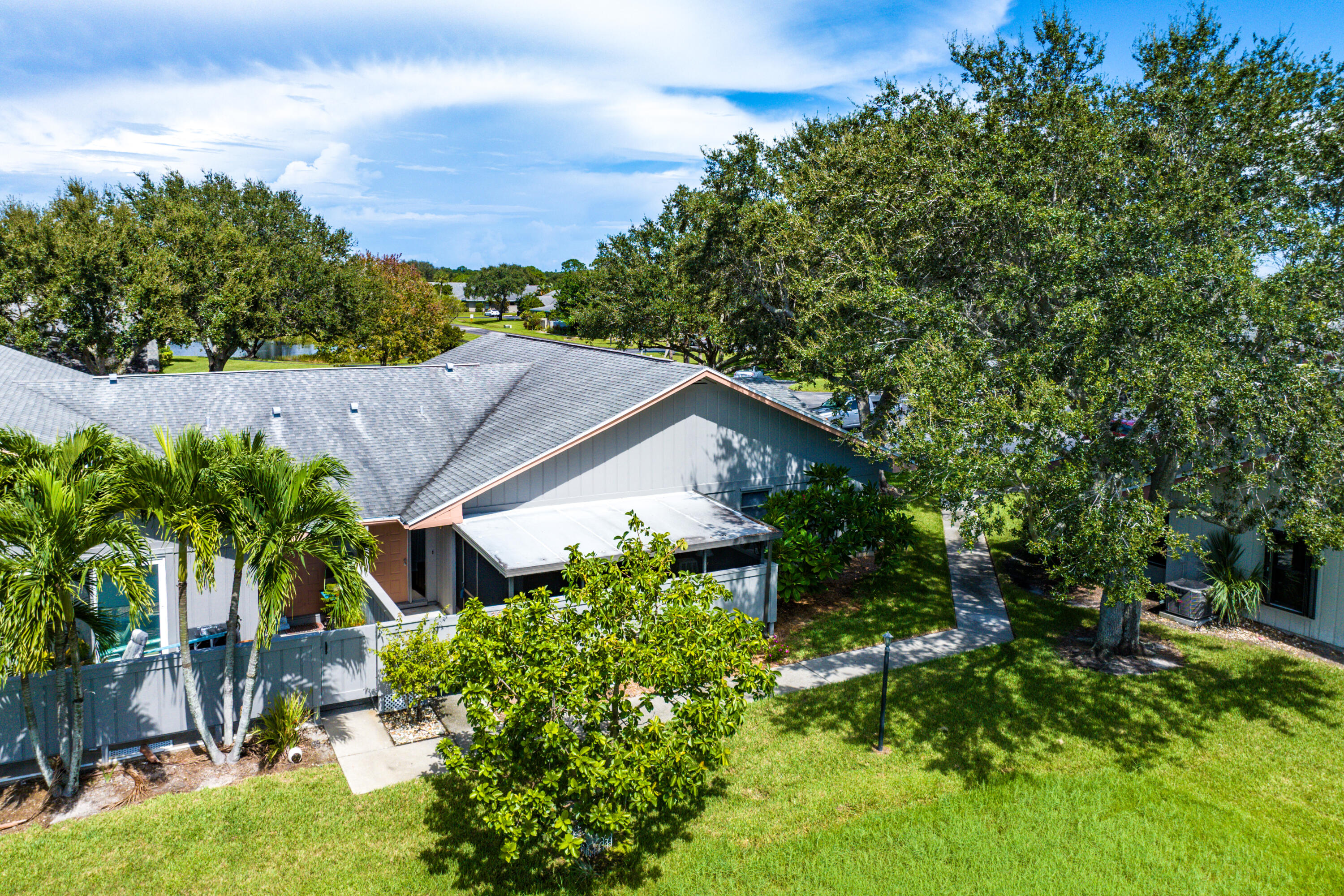 3921 NW Cinnamon Tree Circle
