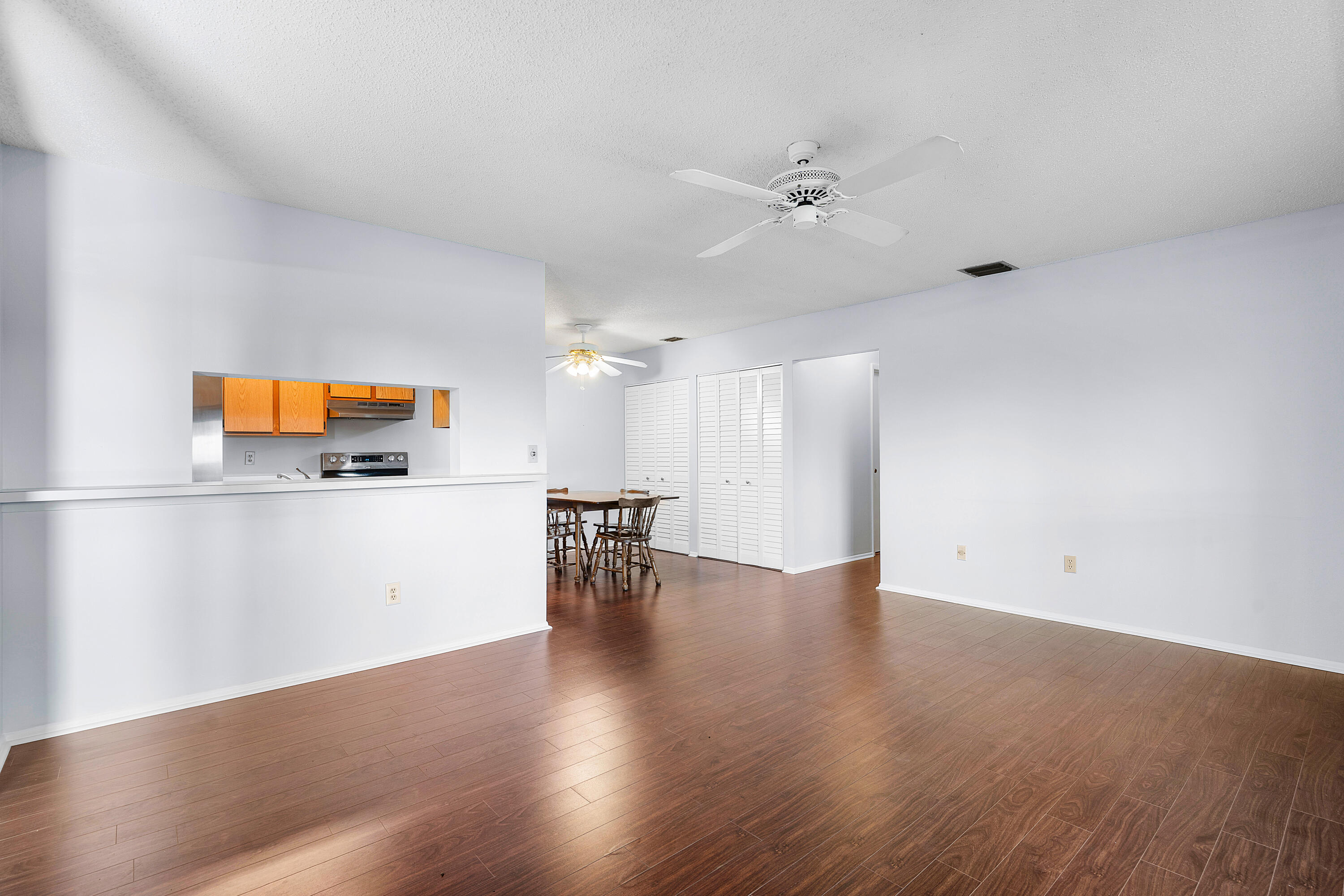 3921 NW Cinnamon Tree Circle