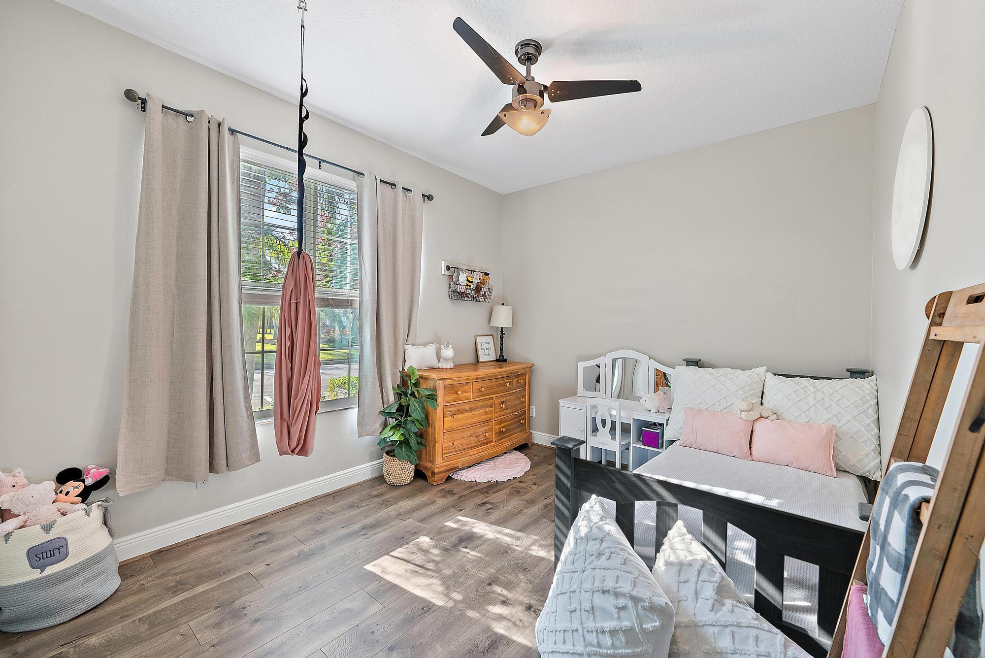 10352 SW Westlawn Boulevard