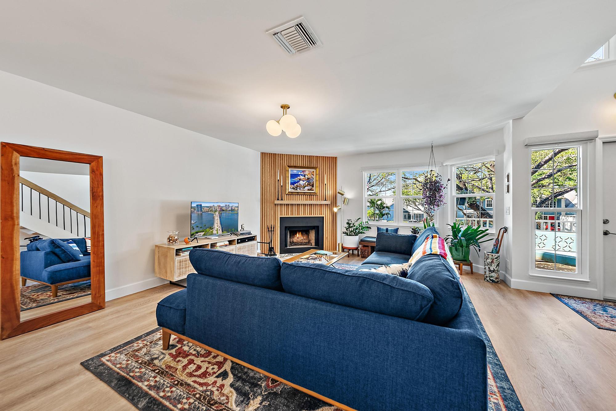 605 Ocean Dunes Circle