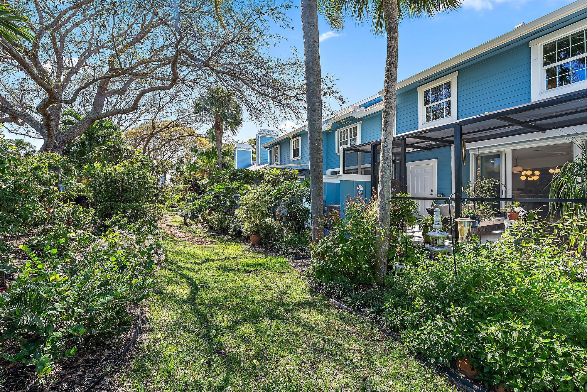 605 Ocean Dunes Circle