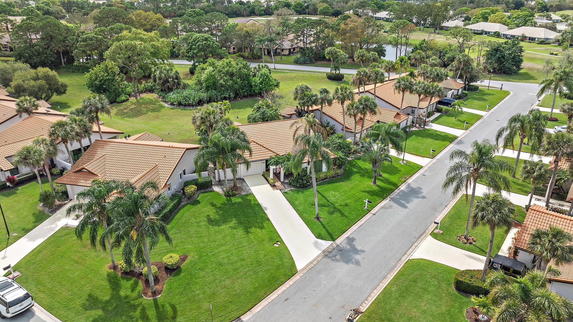 3764 SW Pheasant Run