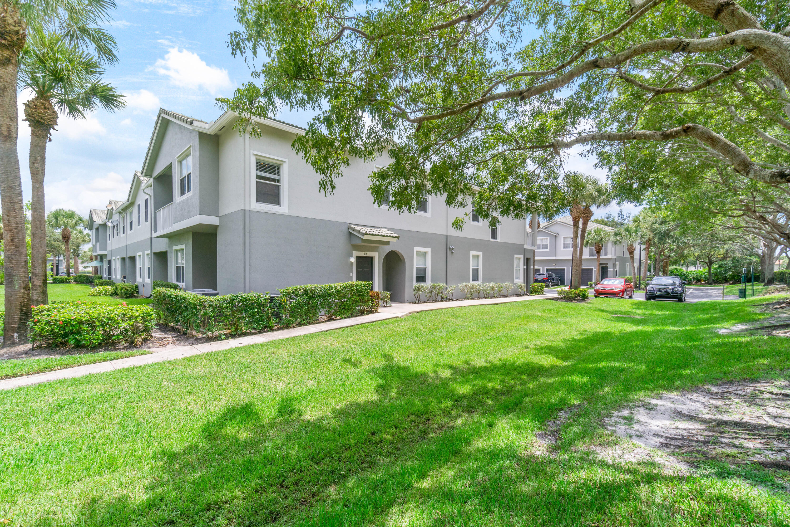 3116 Grandiflora Drive