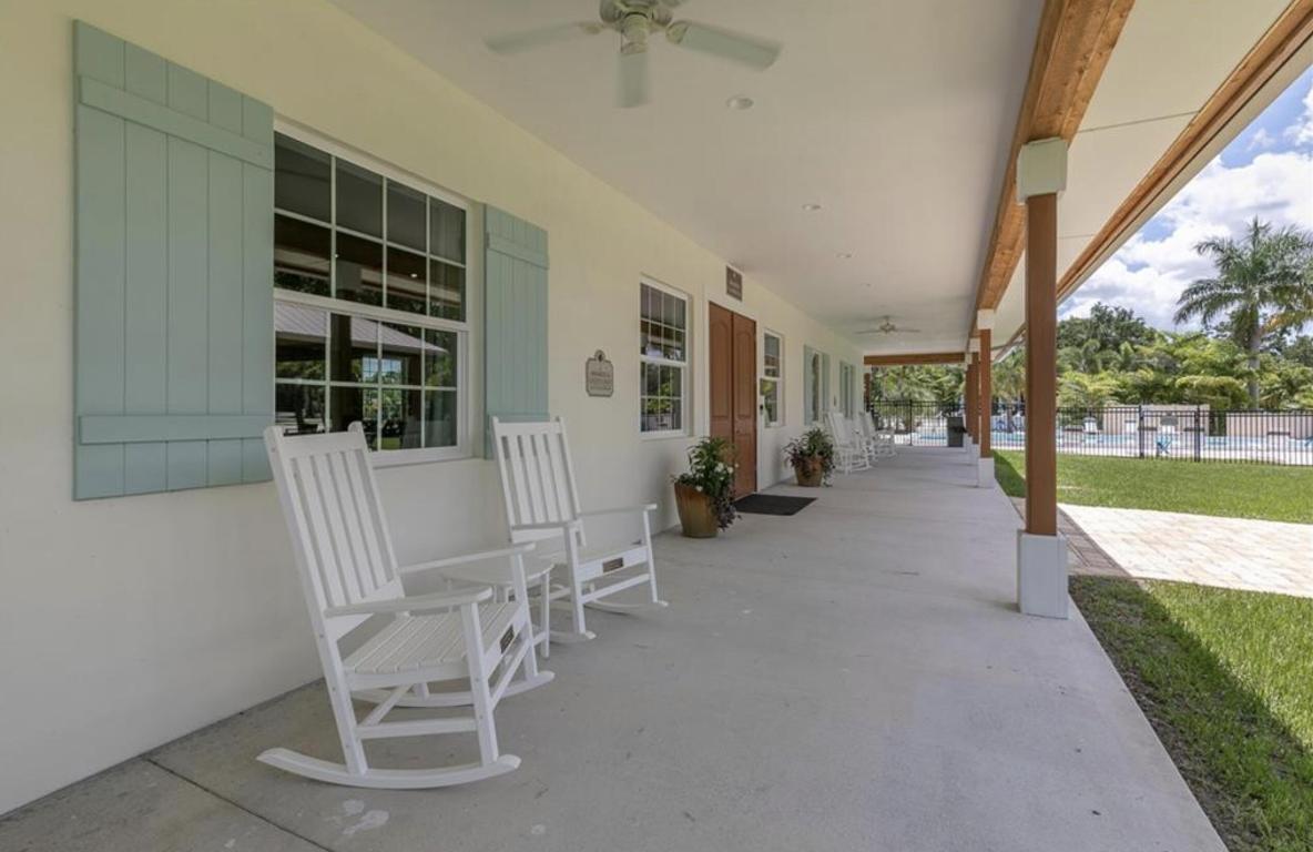 3764 SW Pheasant Run