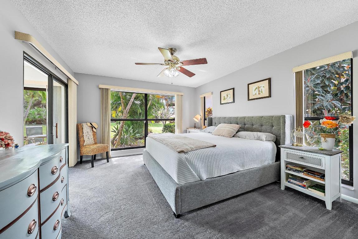 3764 SW Pheasant Run