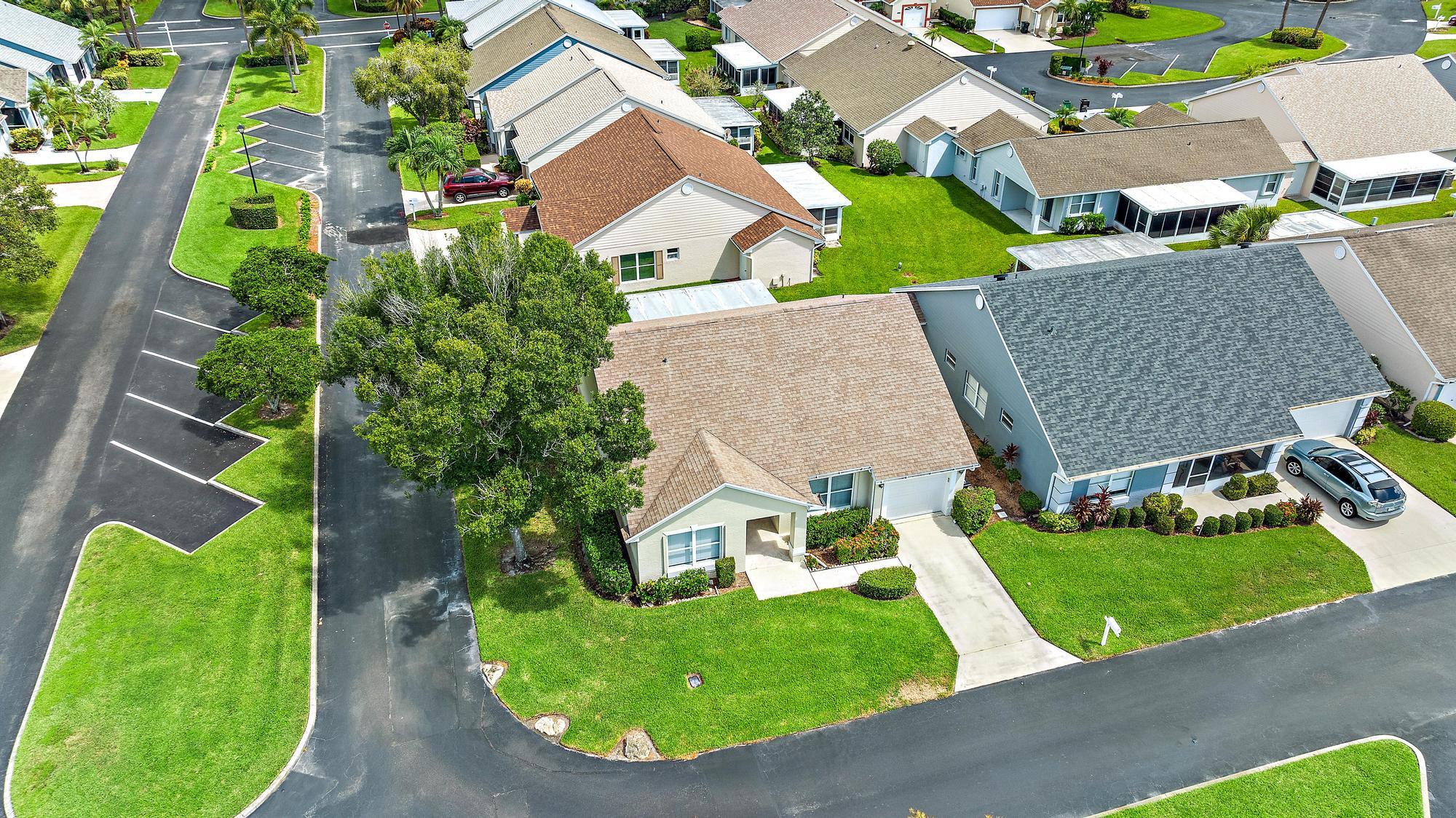 381 NW Sherry Lane
