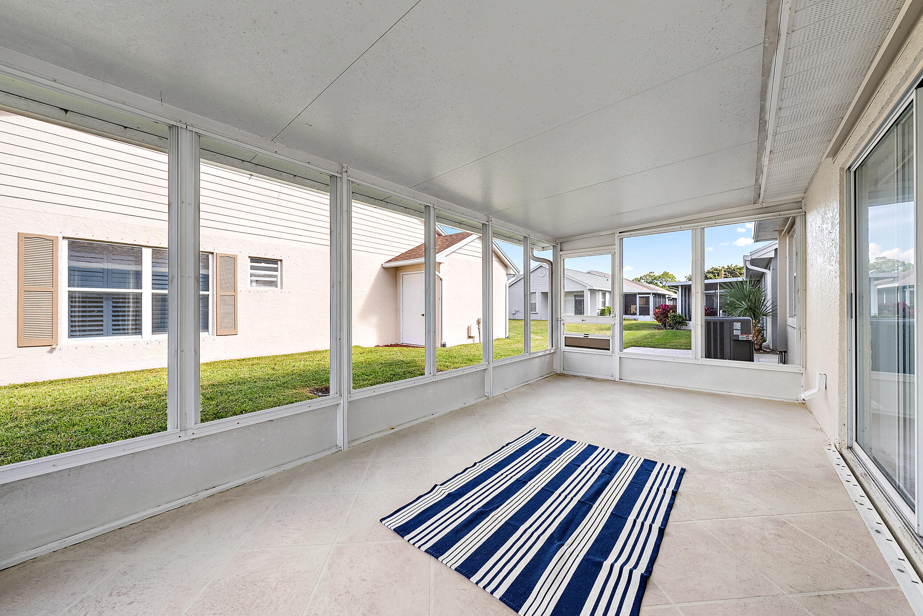 381 NW Sherry Lane