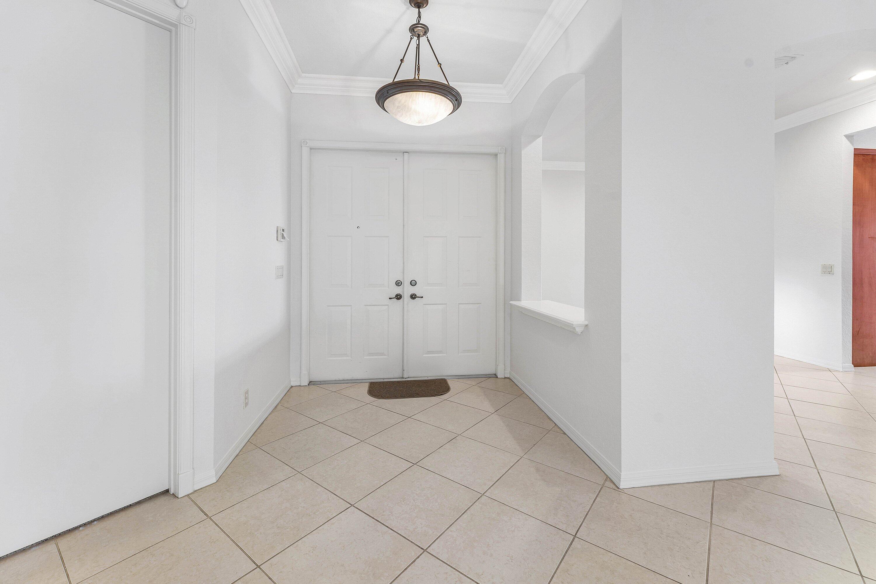208 Via Condado Way