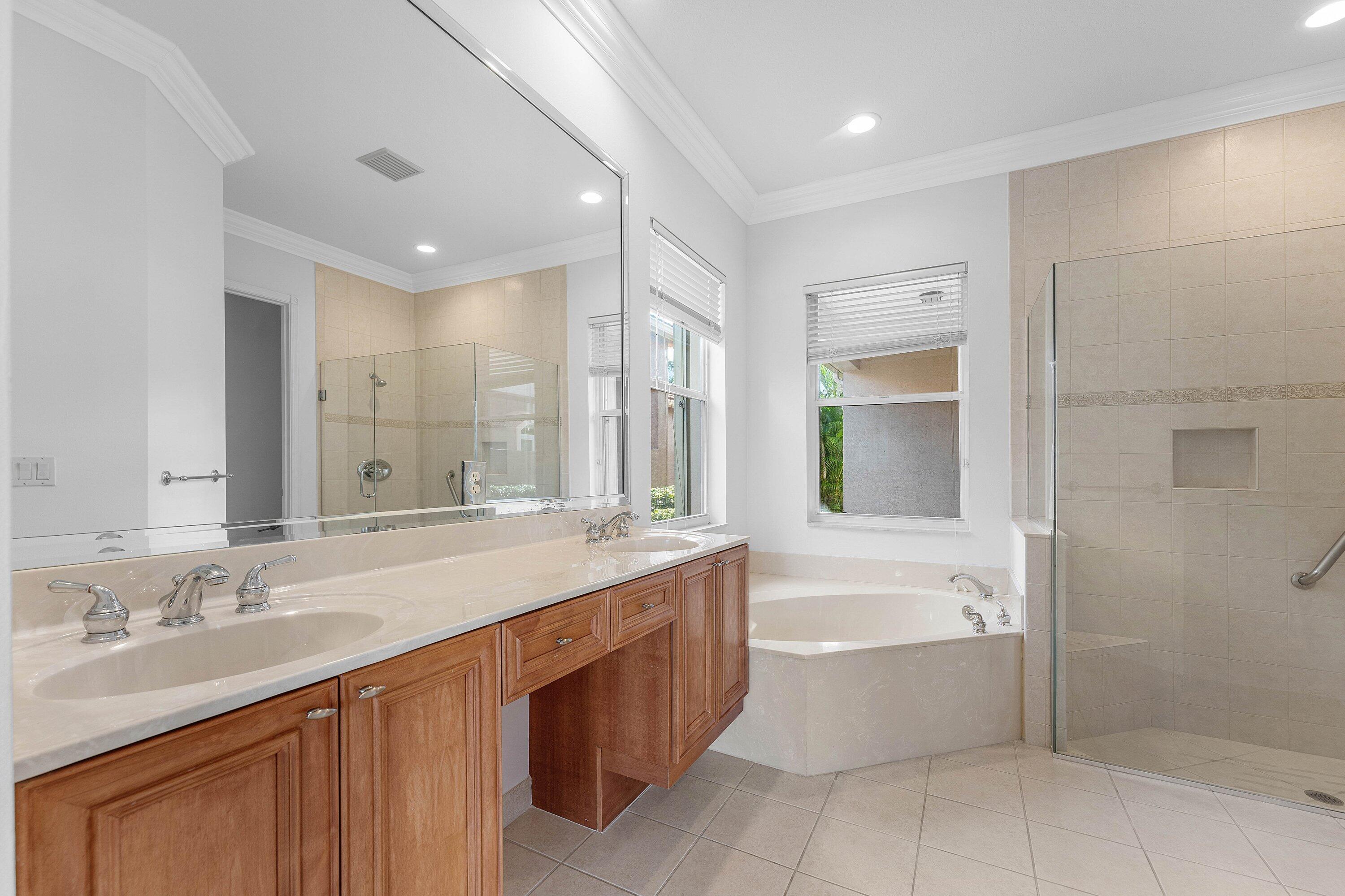 208 Via Condado Way
