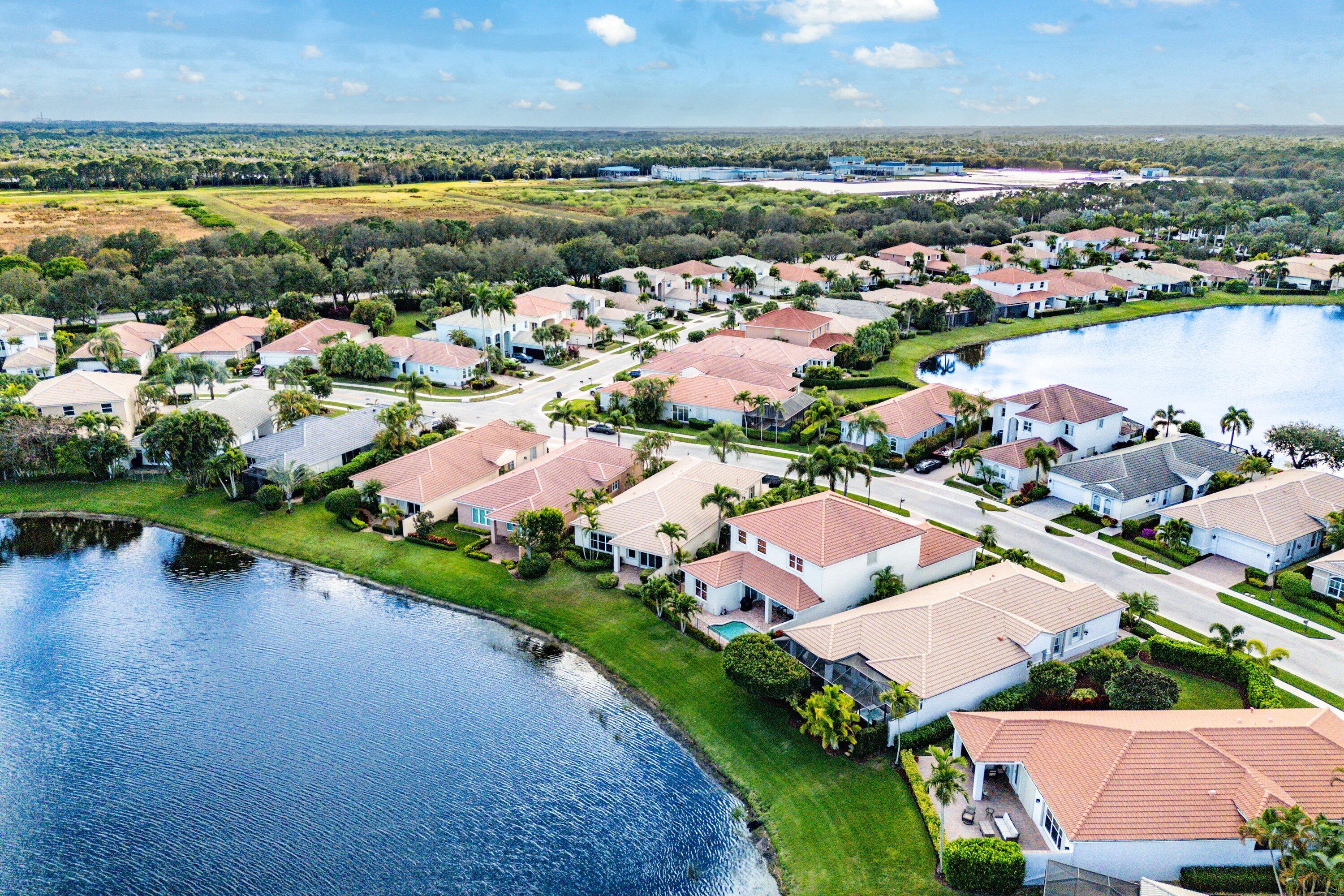 208 Via Condado Way