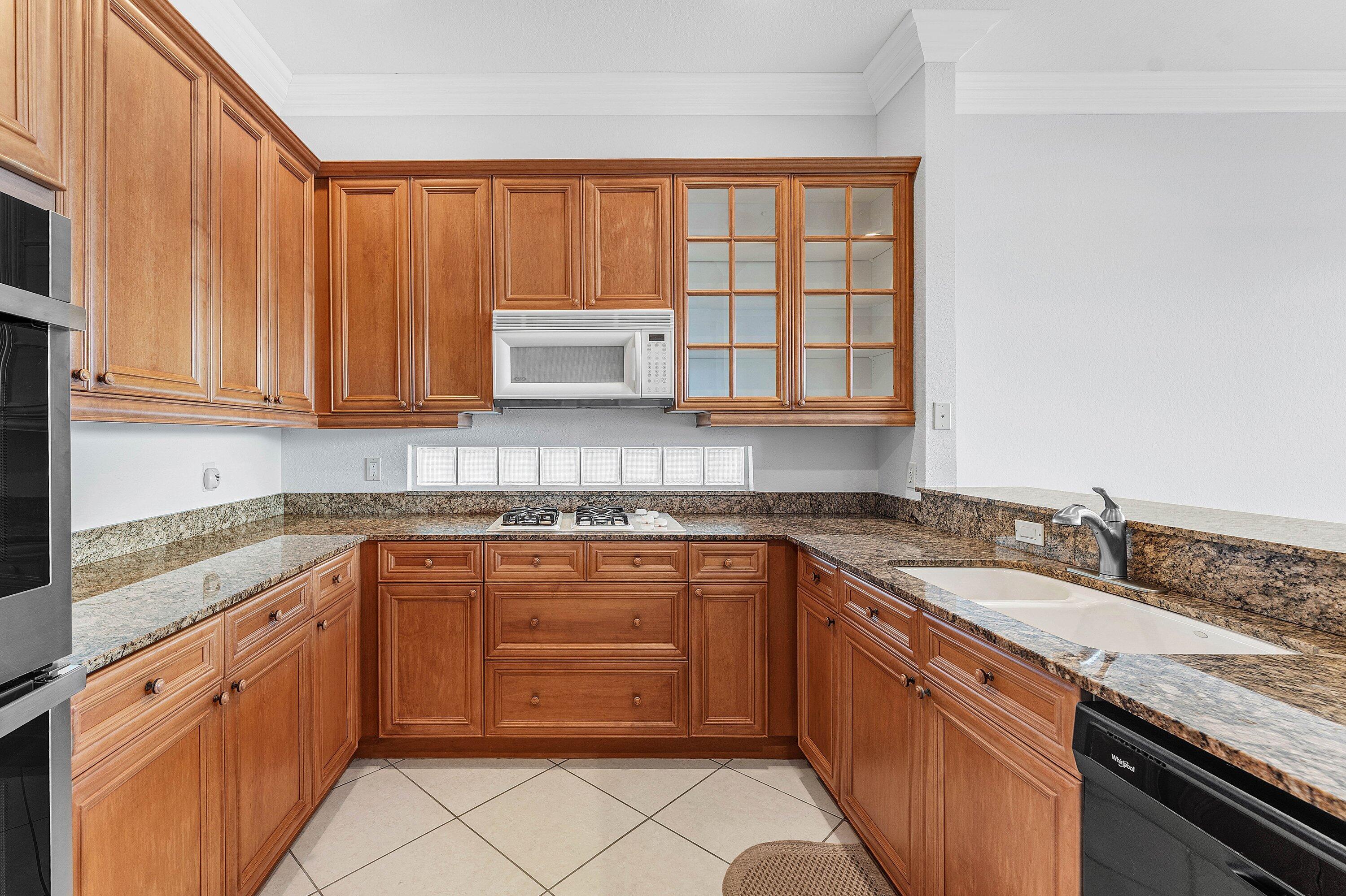 208 Via Condado Way