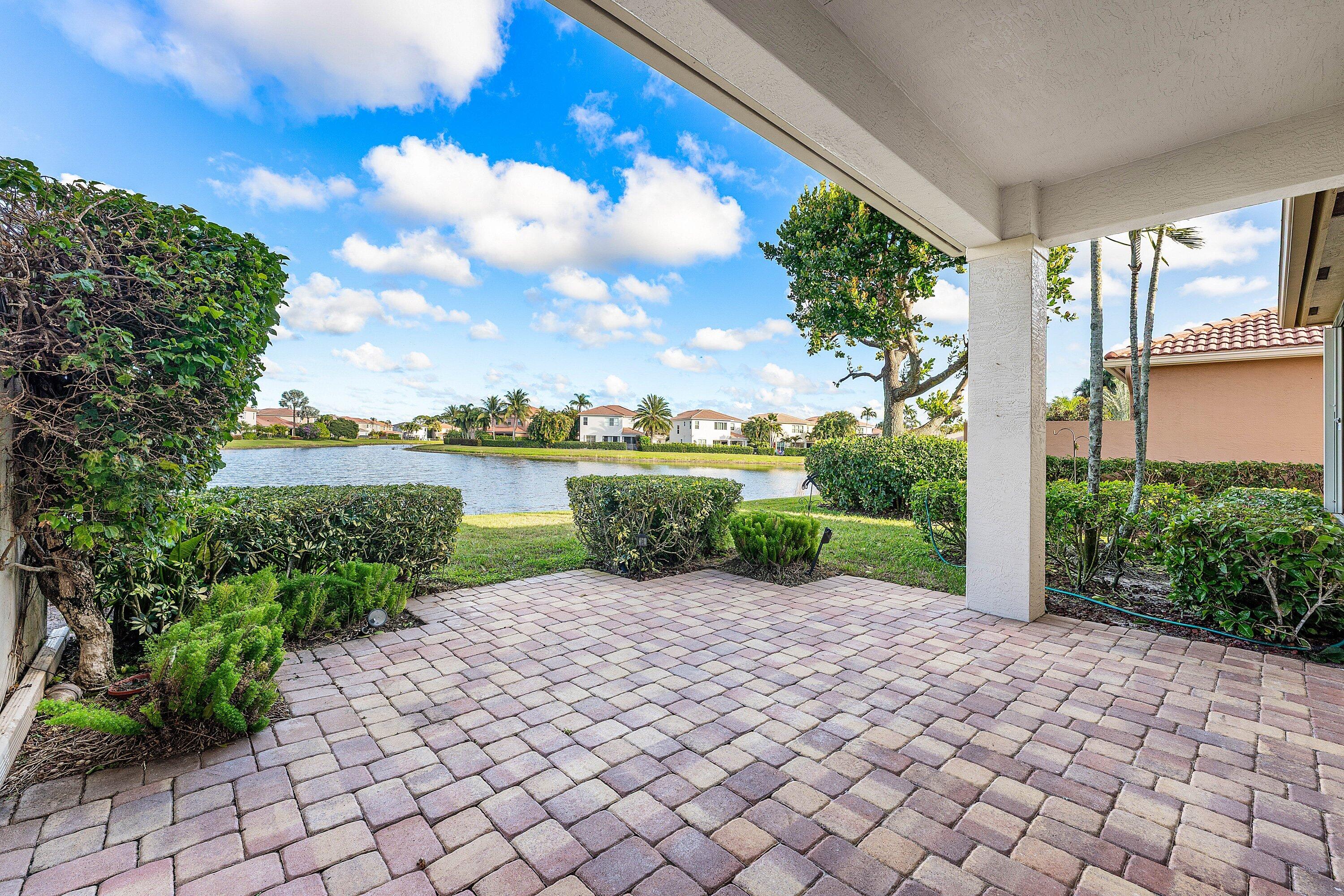 208 Via Condado Way