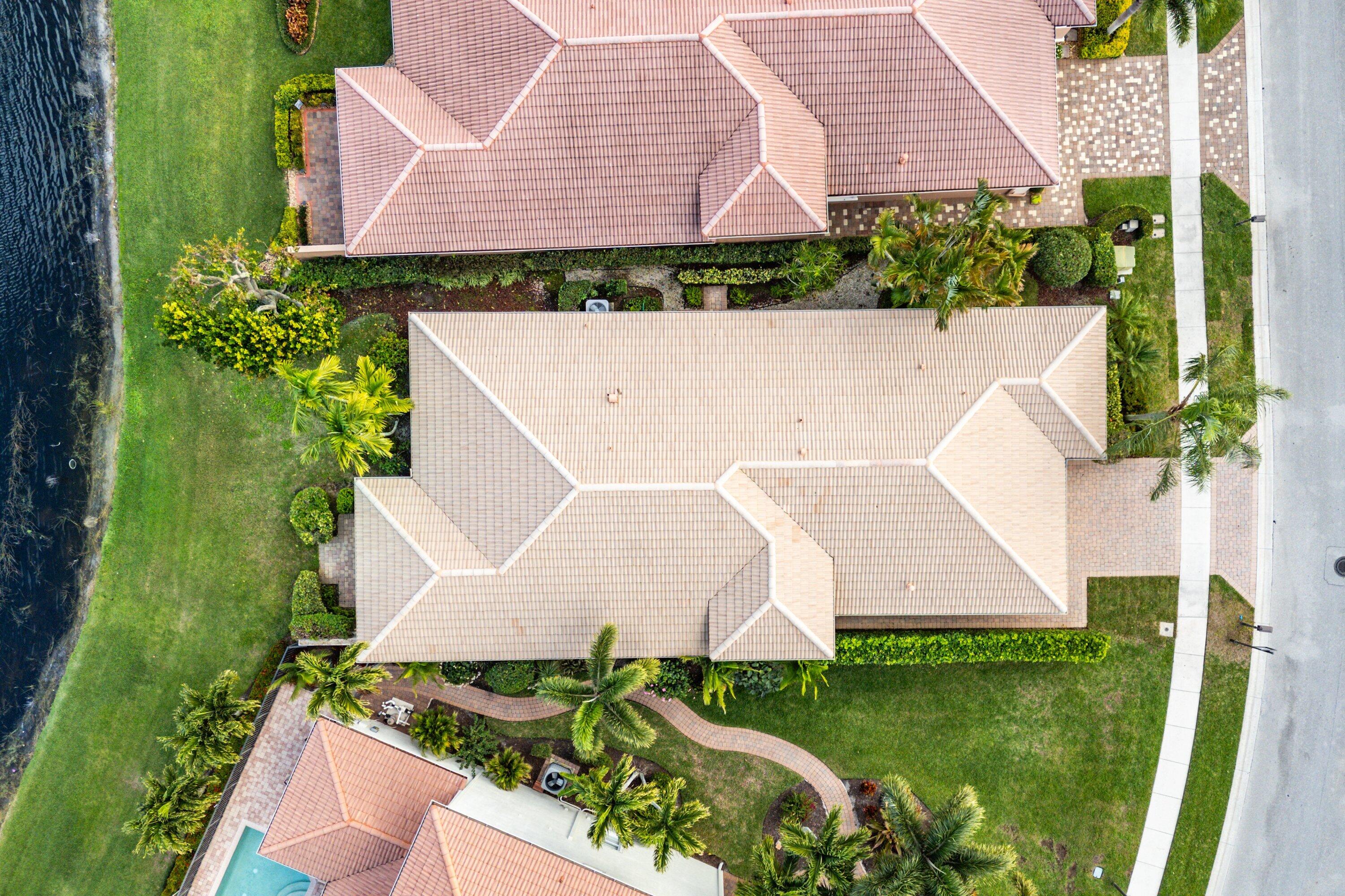 208 Via Condado Way