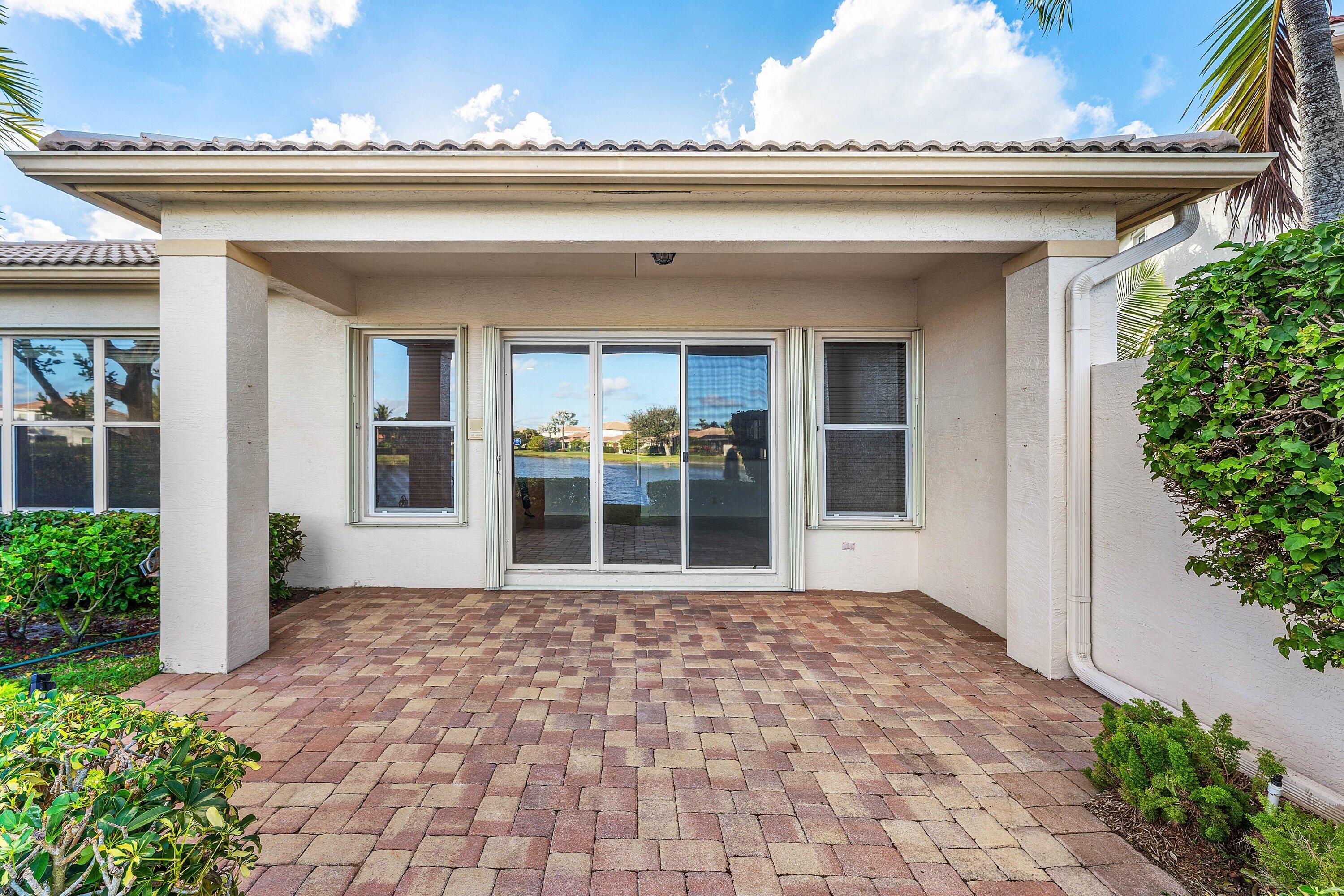 208 Via Condado Way