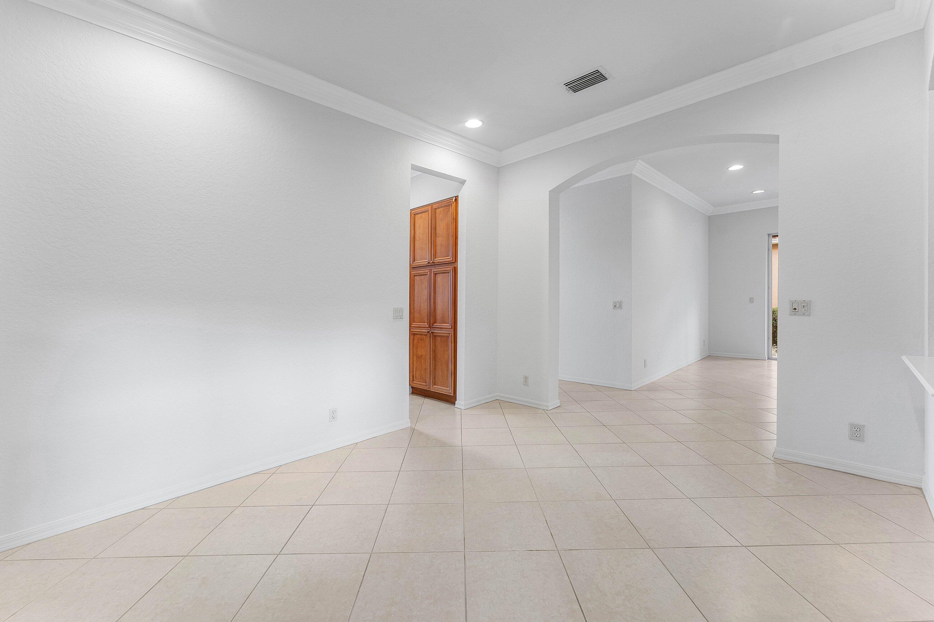 208 Via Condado Way