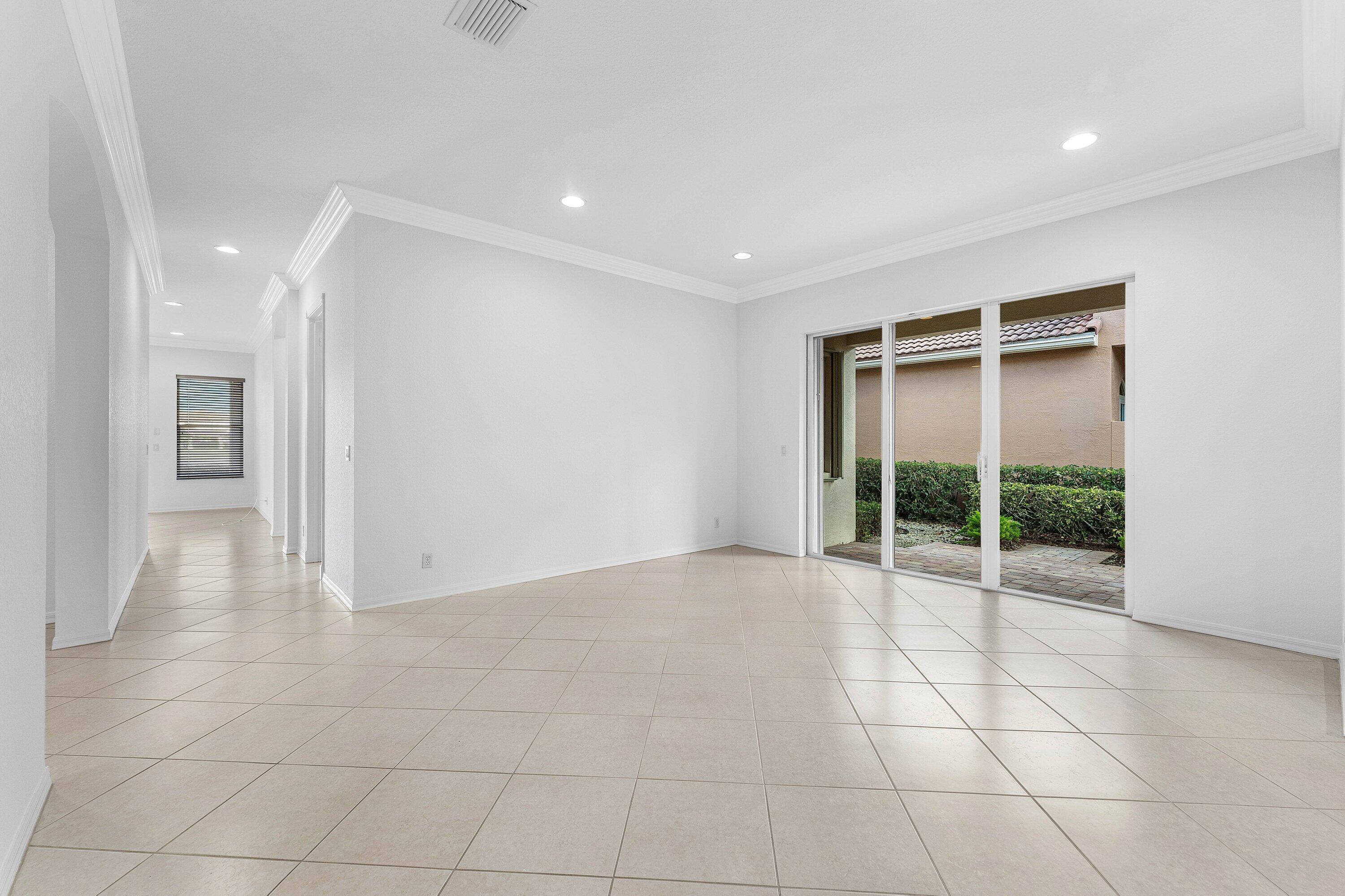 208 Via Condado Way