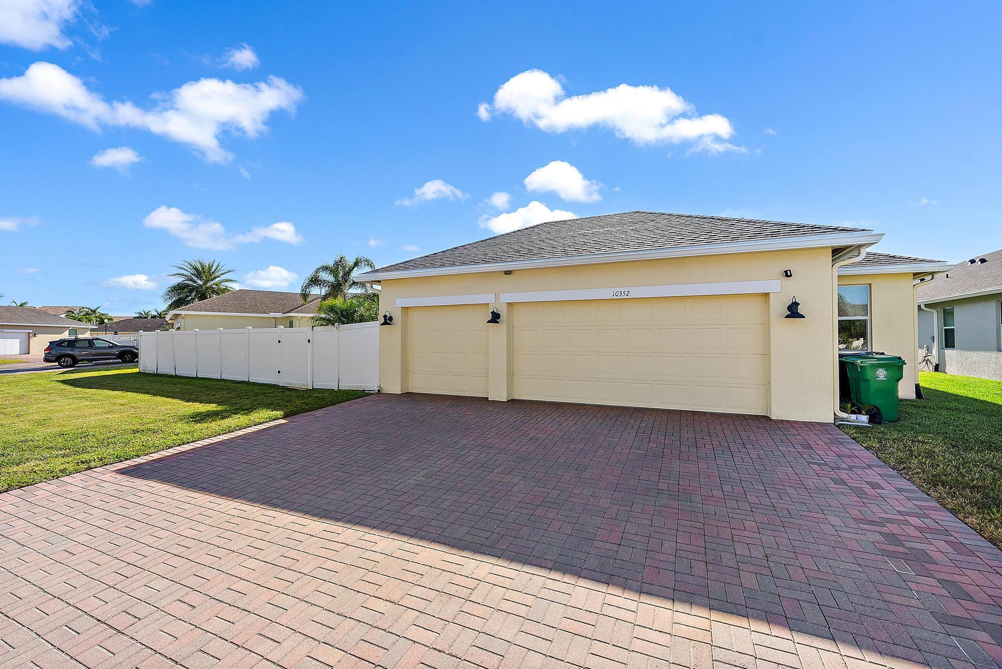 10352 SW Westlawn Boulevard, Port St. Lucie