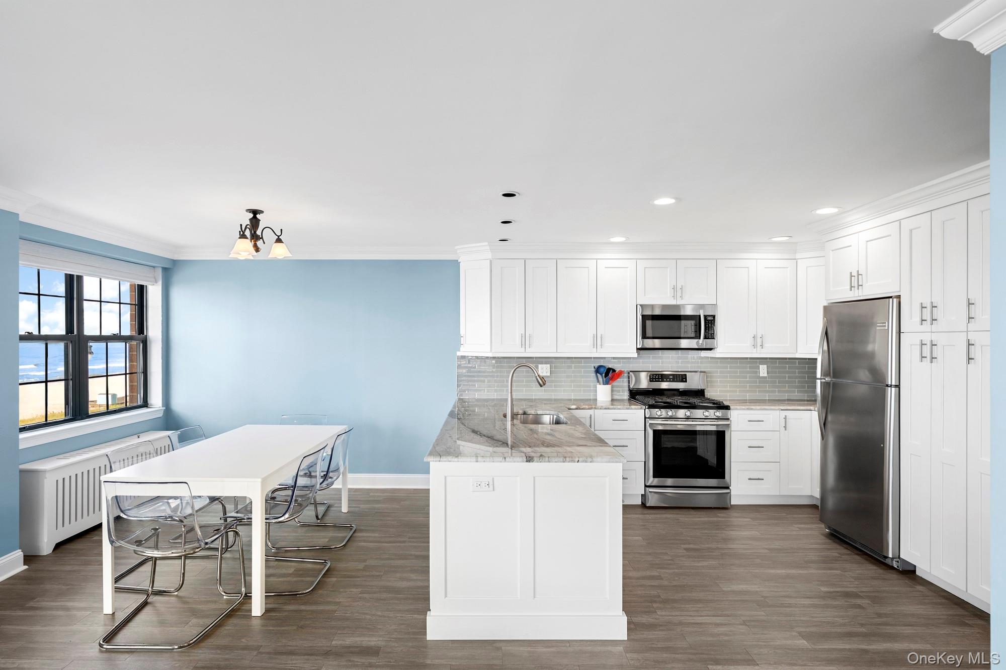 26 W Broadway Unit: 405