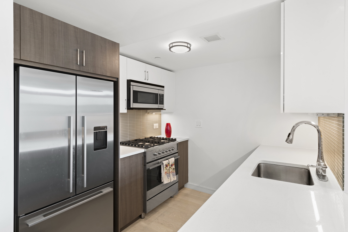 2351 ADAM C POWELL Boulevard 612