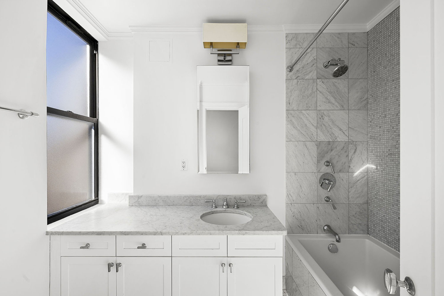 905 W END Avenue 141