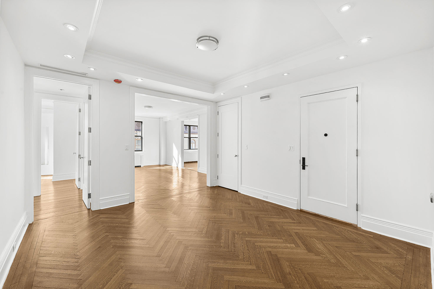 905 W END Avenue 141