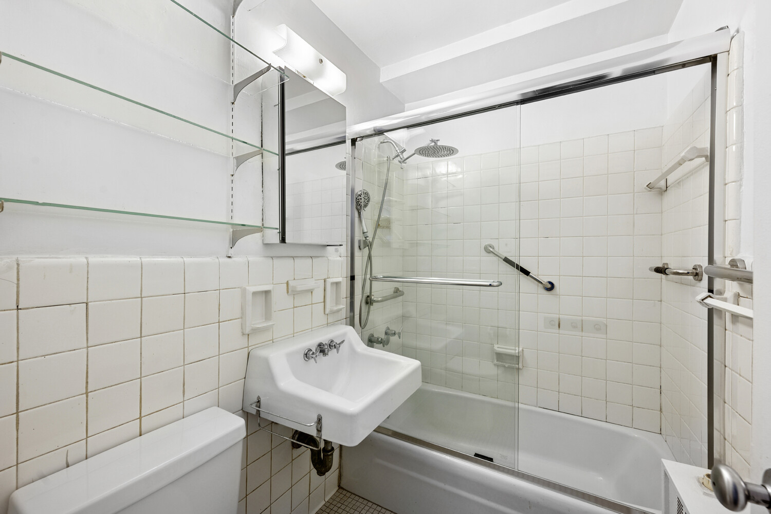 100 W 94TH Street 15A