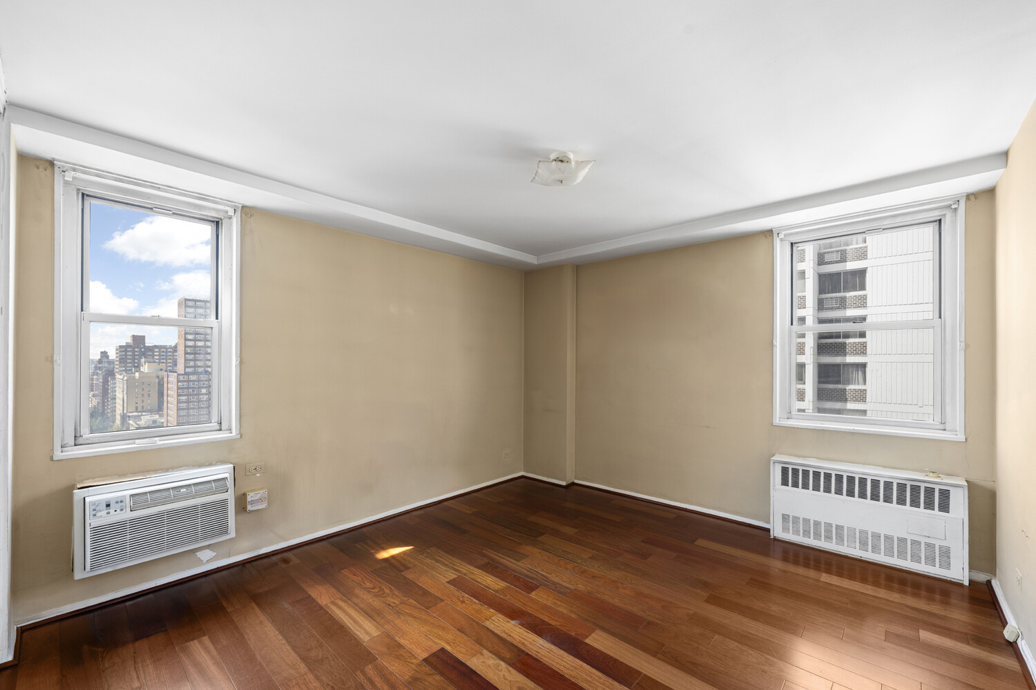 100 W 94TH Street 15A