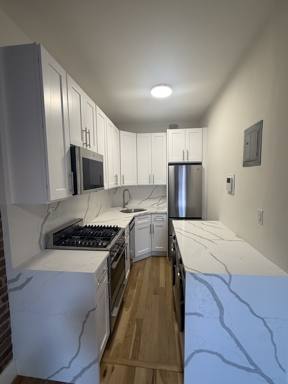 145 W 80TH Street 4R