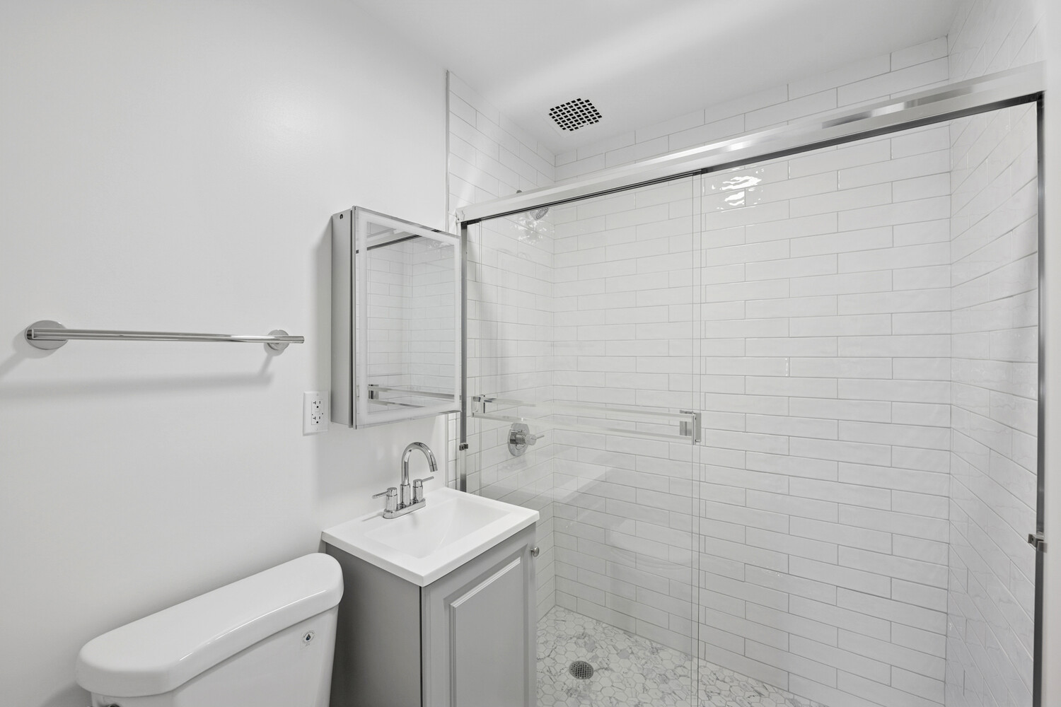 145 W 80TH Street 4R