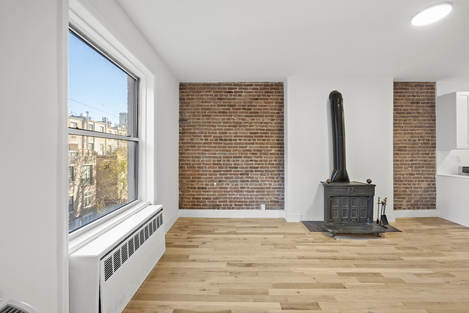 145 W 80TH Street 4R