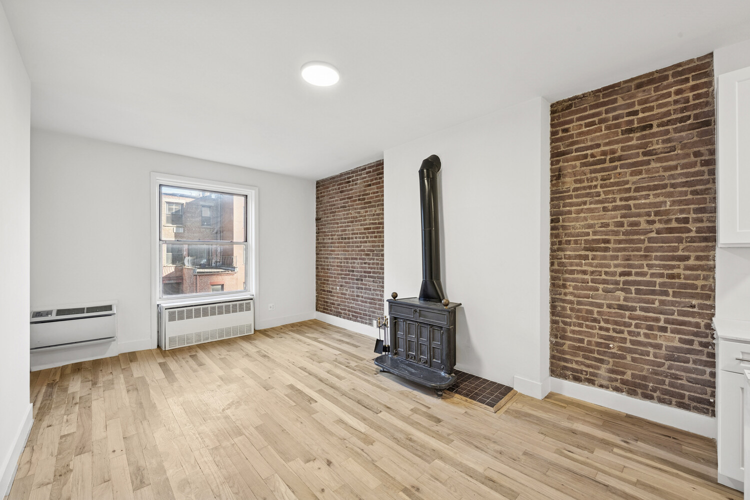 145 W 80TH Street 4R